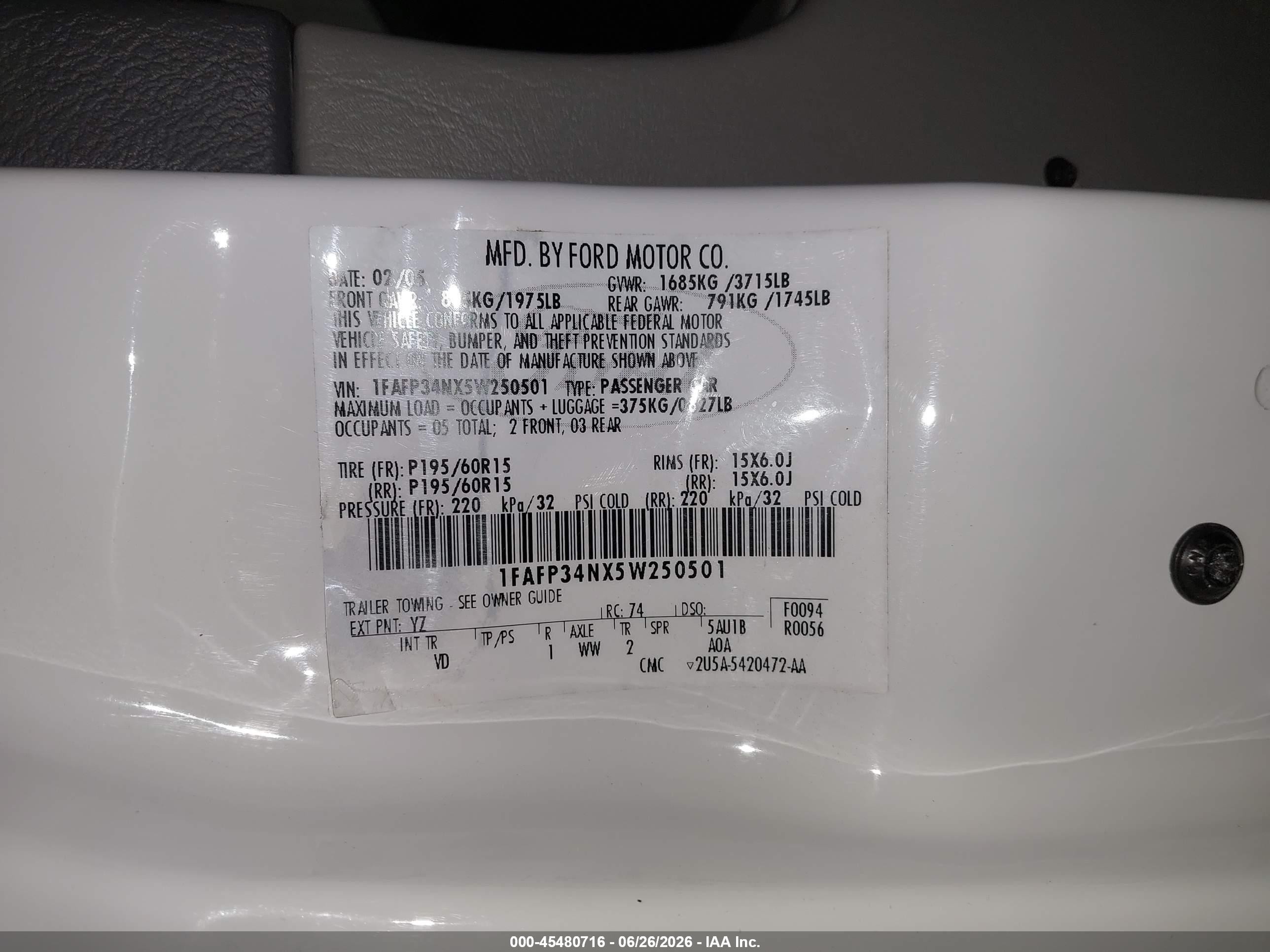 2005 Ford Focus Zx4 Белый vin: 1FAFP34NX5W250501