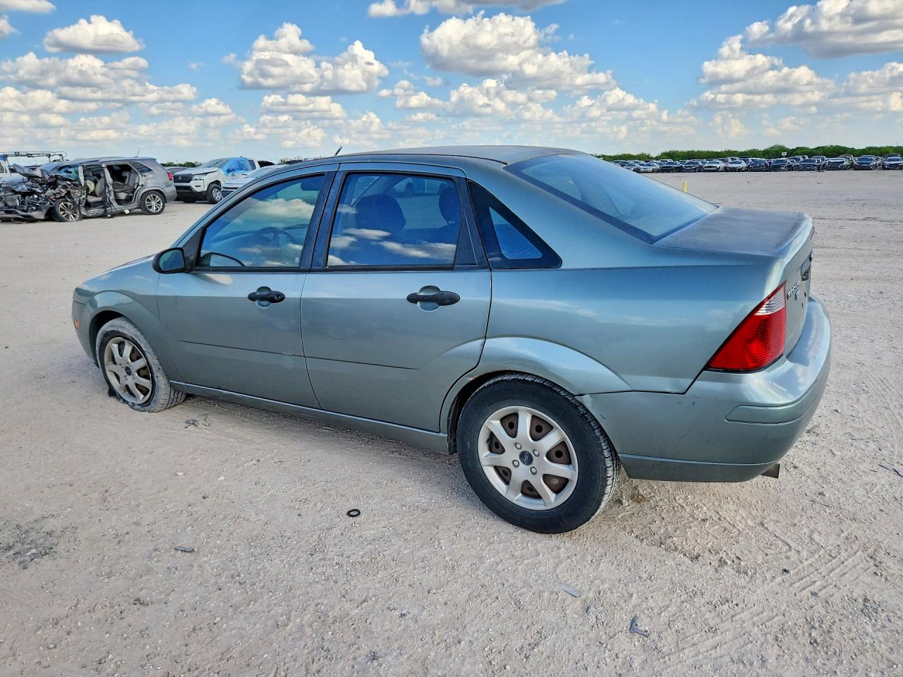 2005 Ford Focus Zx4 Green vin: 1FAFP34NX5W272448