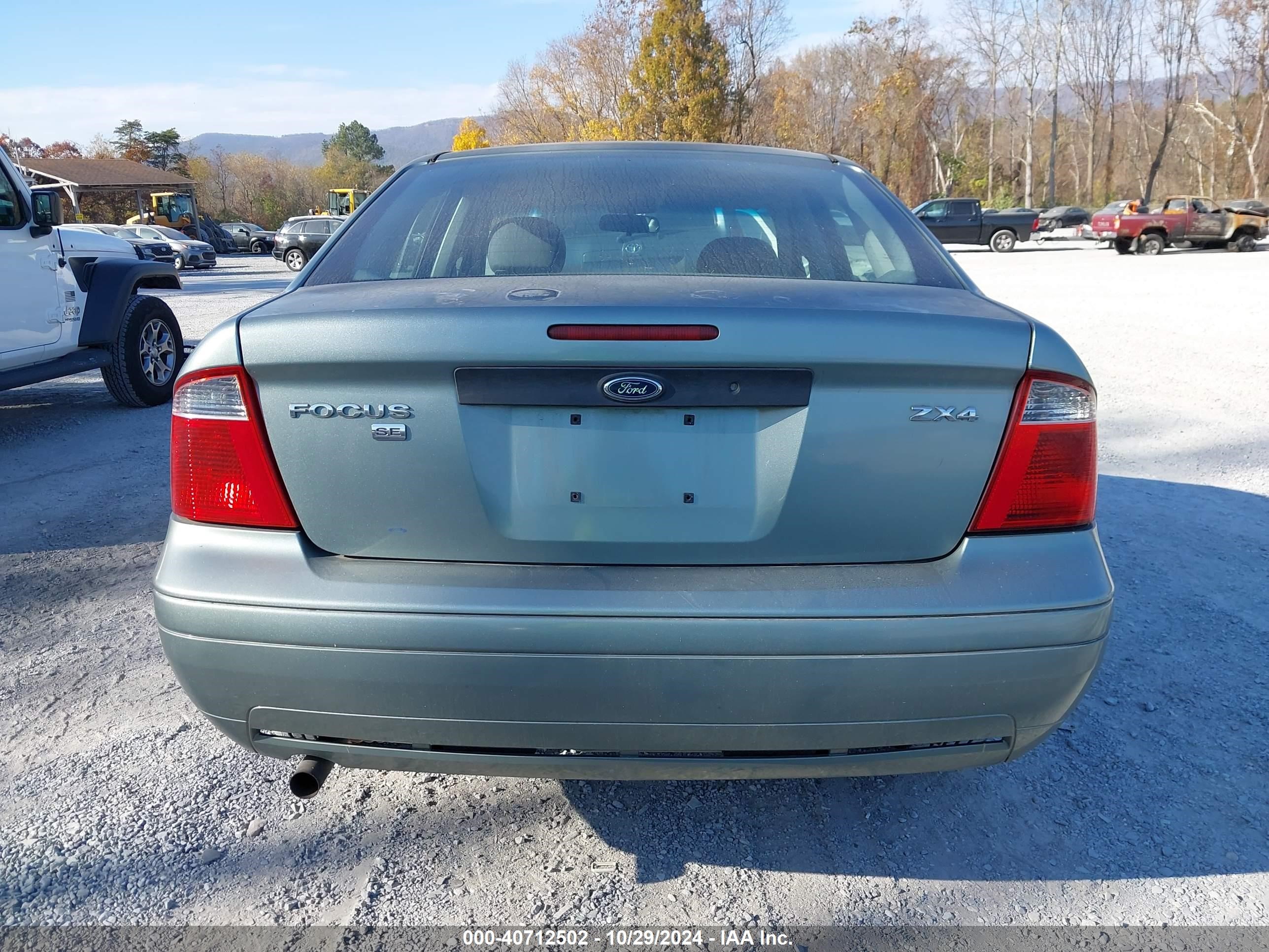 Price & History 2005 Ford Focus Zx4 2.0l I-4 Dohc, 136hp vin
