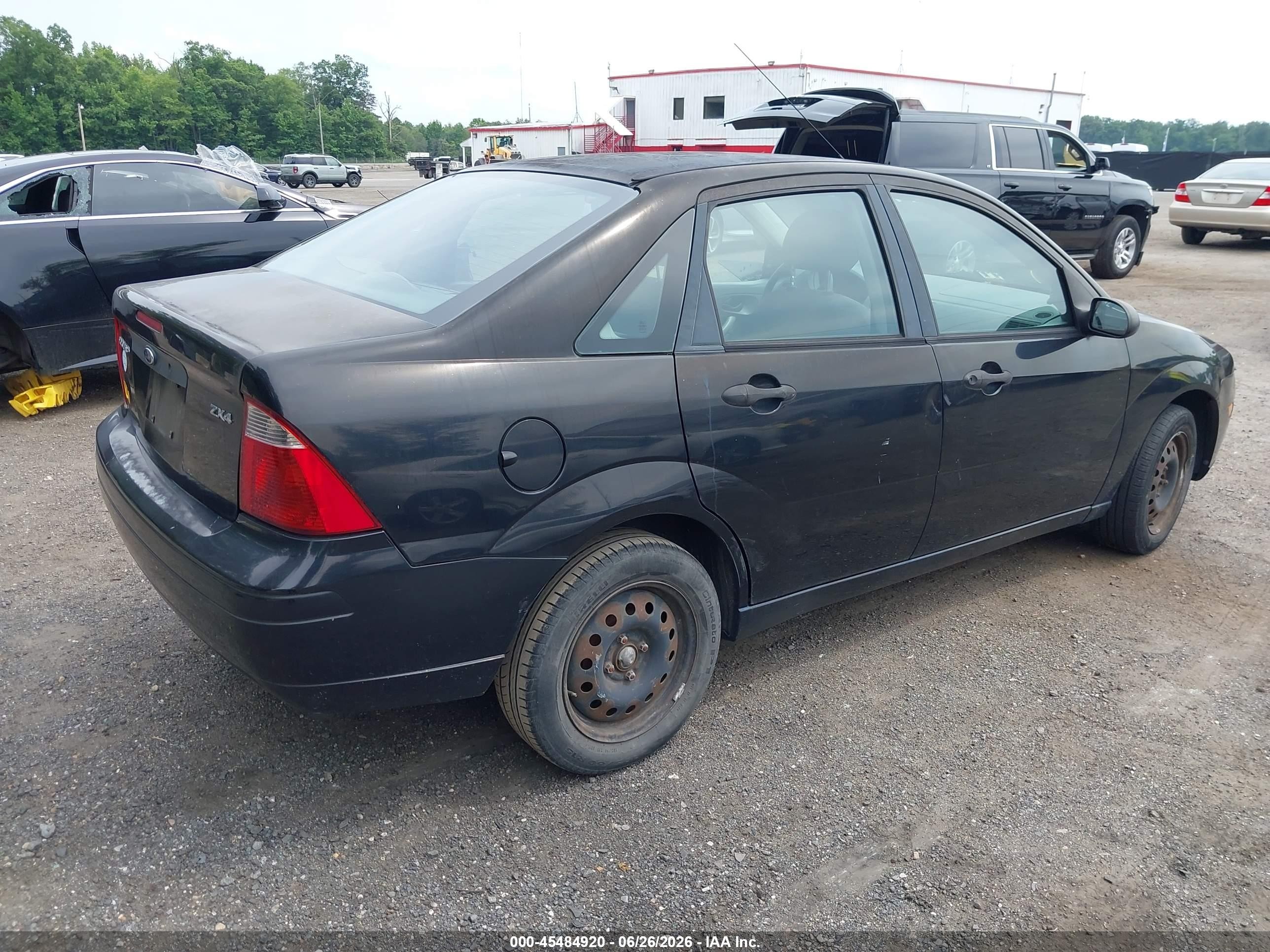 2005 Ford Focus Zx4 Черный vin: 1FAFP34NX5W316836