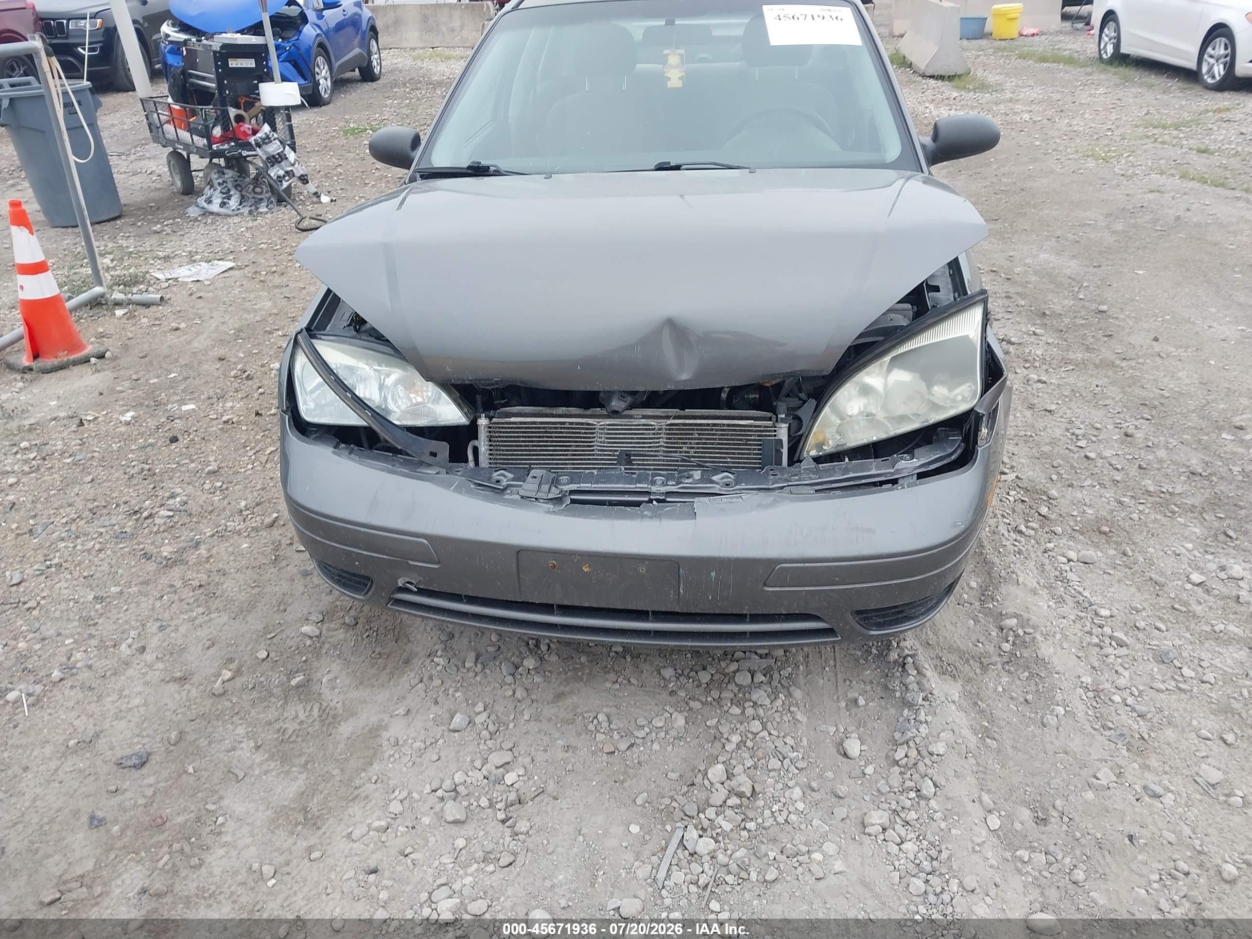 2006 Ford Focus Zx4 Gray vin: 1FAFP34NX6W127072