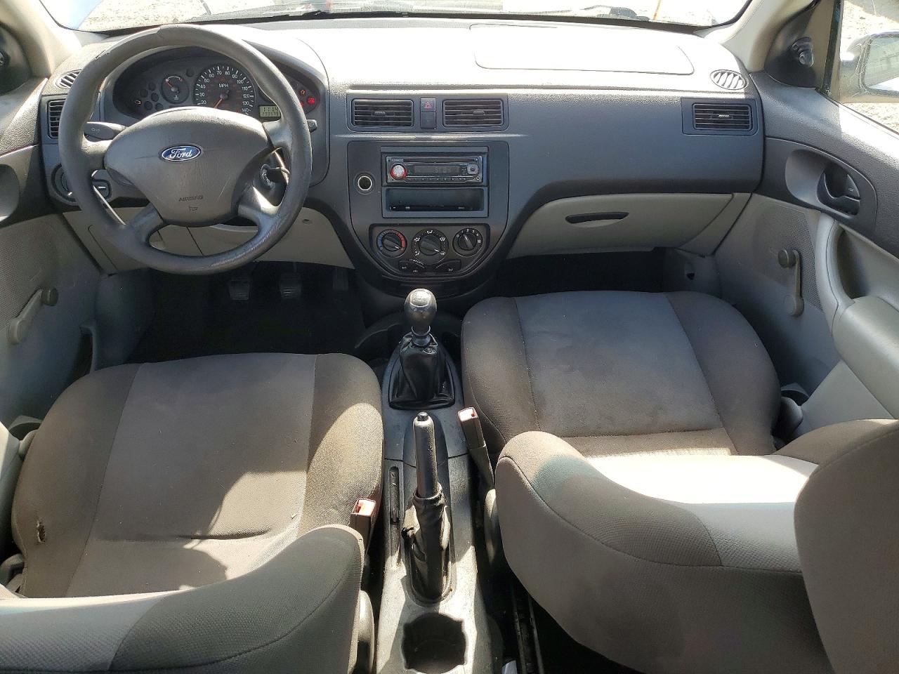 2006 Ford Focus Zx4 White vin: 1FAFP34NX6W131946