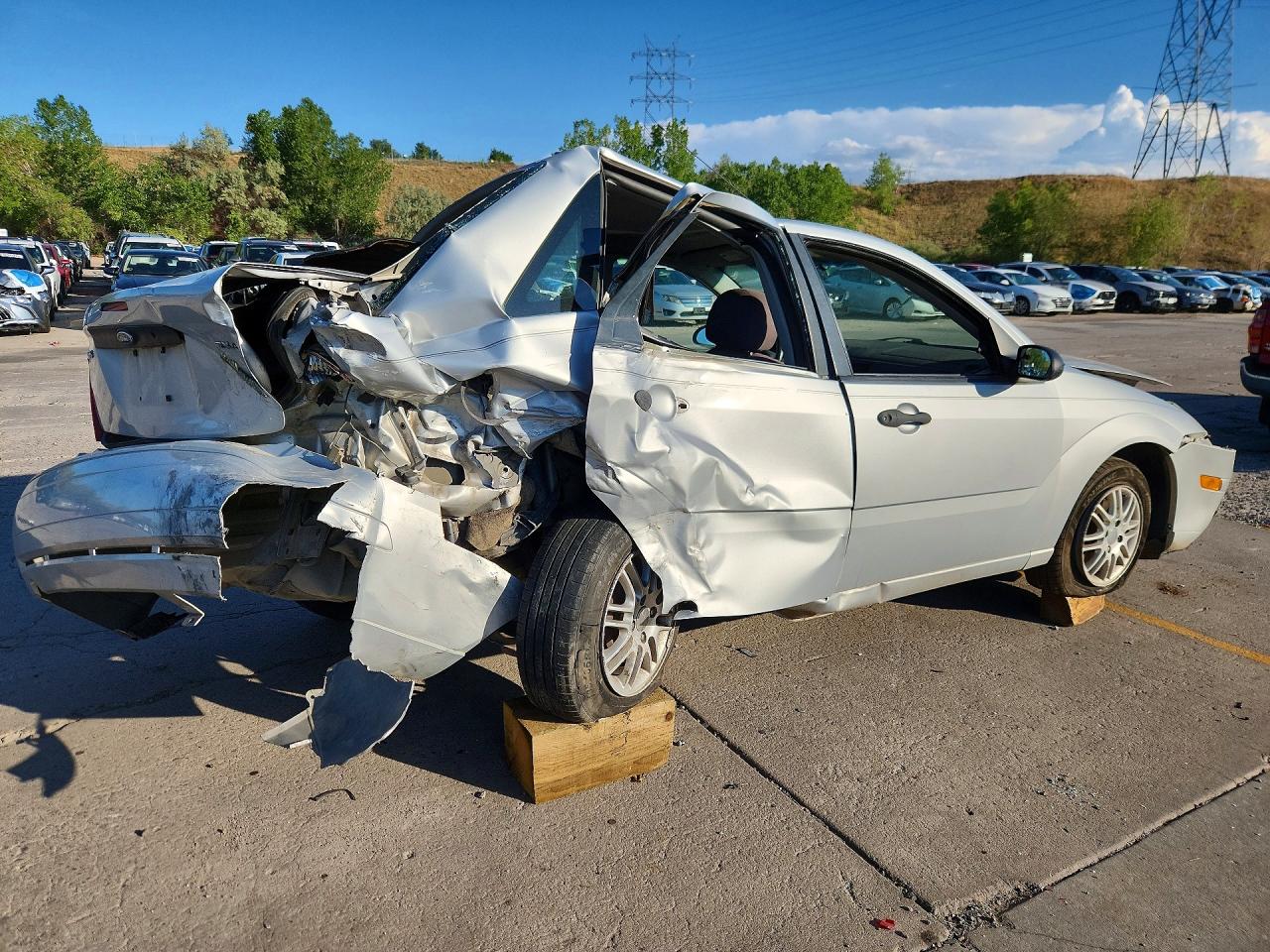 2006 Ford Focus Zx4 Silver vin: 1FAFP34NX6W255621