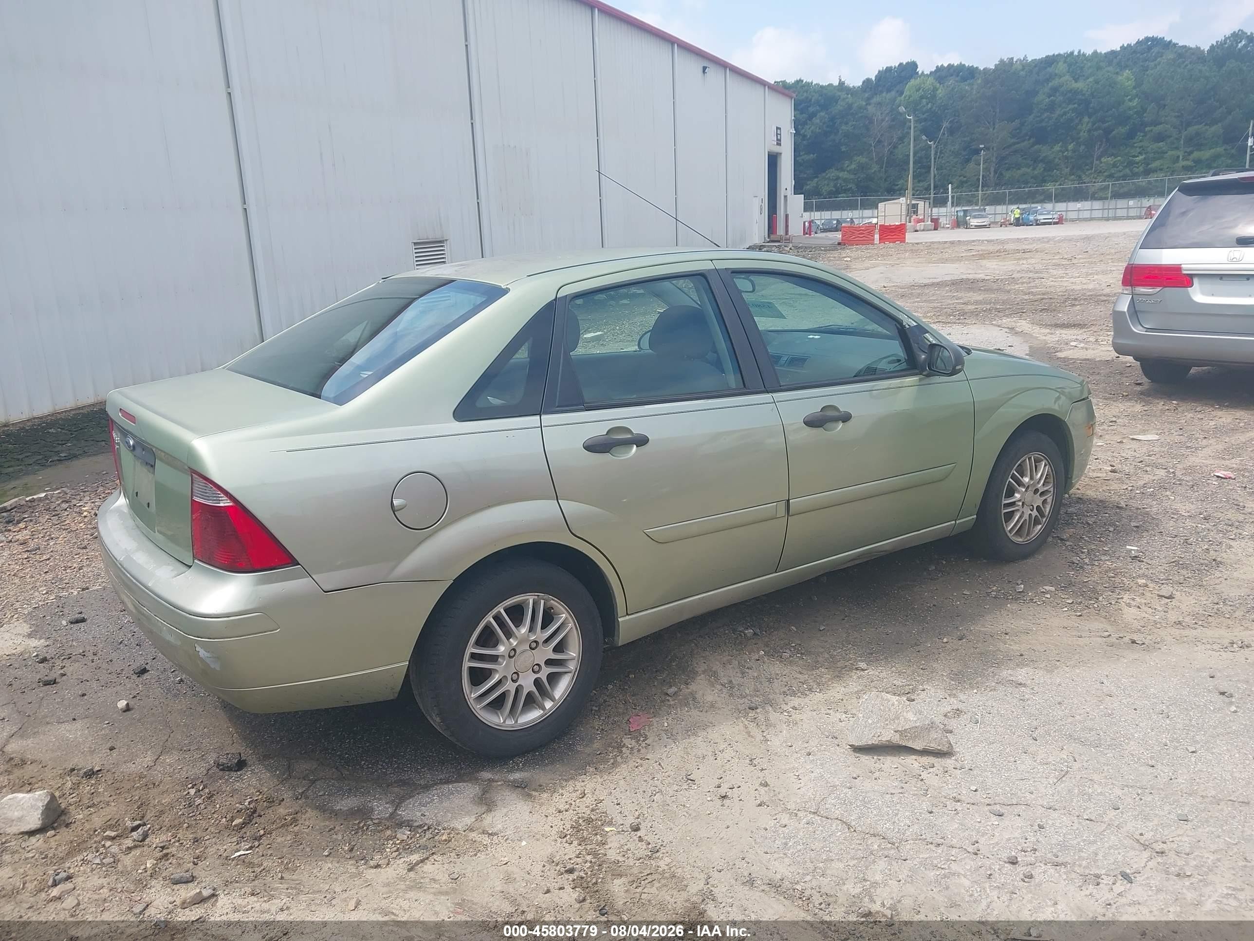 2007 Ford Focus S/se/ses Green vin: 1FAFP34NX7W132130