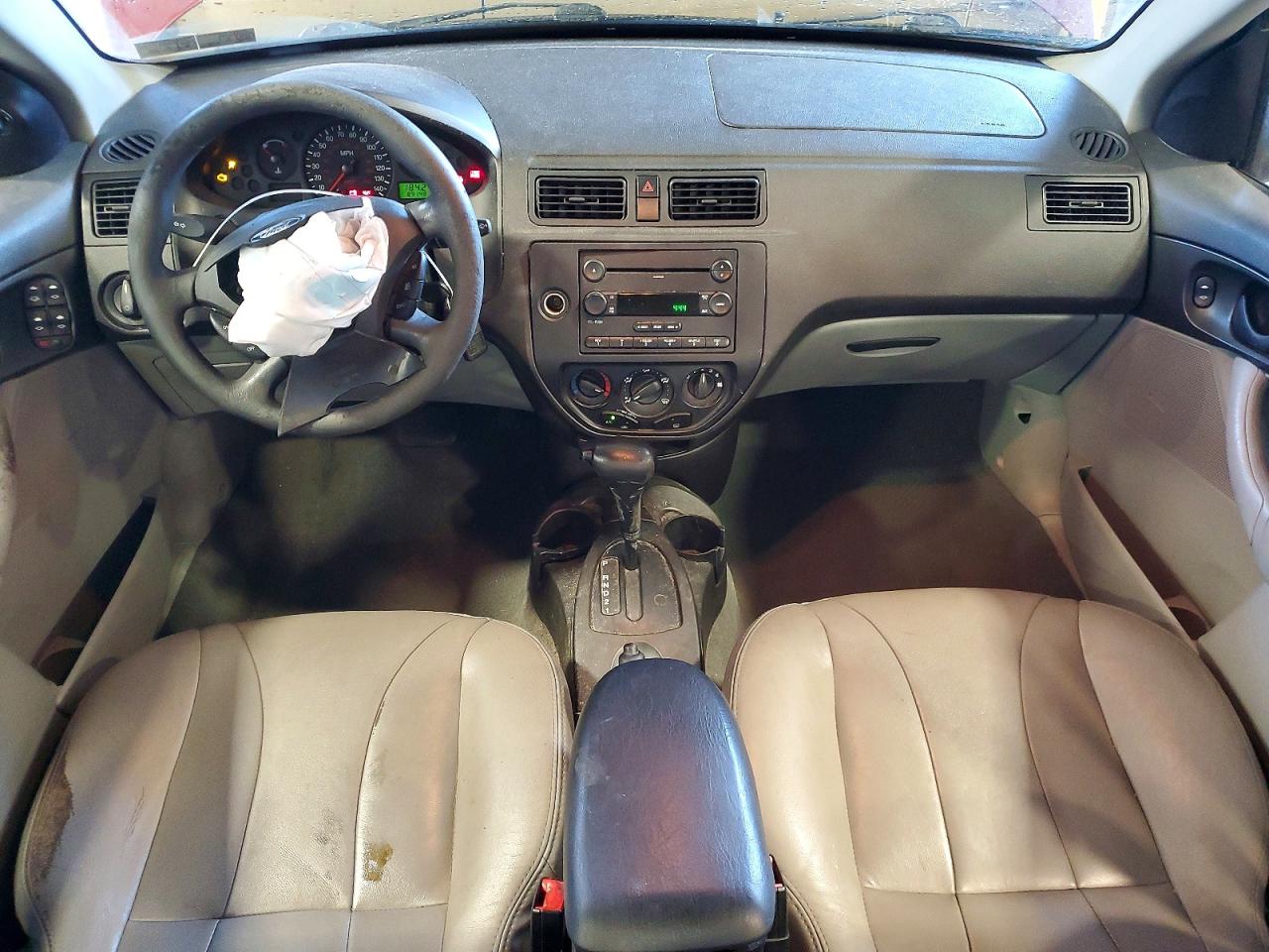 2007 Ford Focus Zx4 Красный vin: 1FAFP34NX7W142981