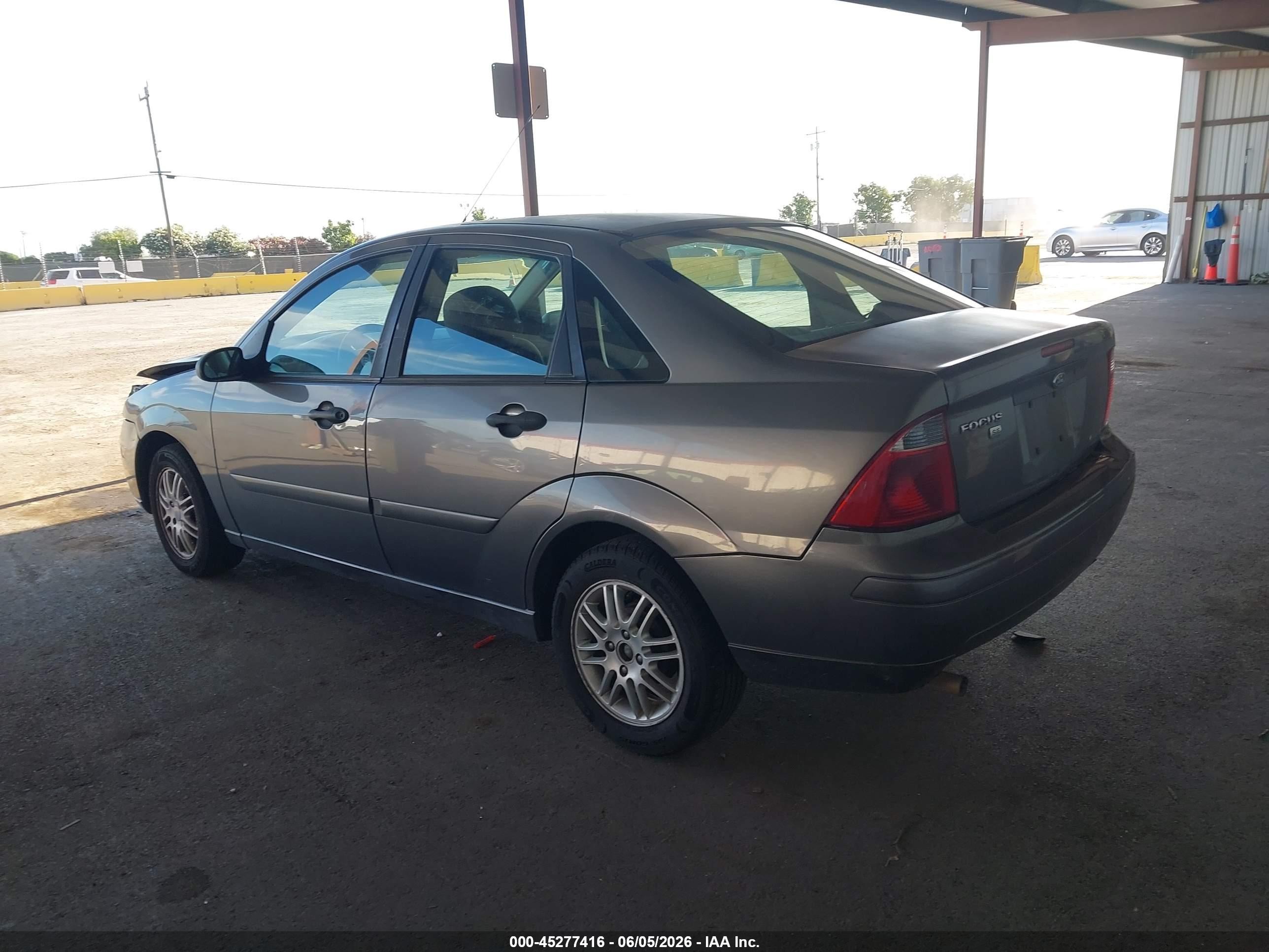 2007 Ford Focus S/se/ses Gray vin: 1FAFP34NX7W161630