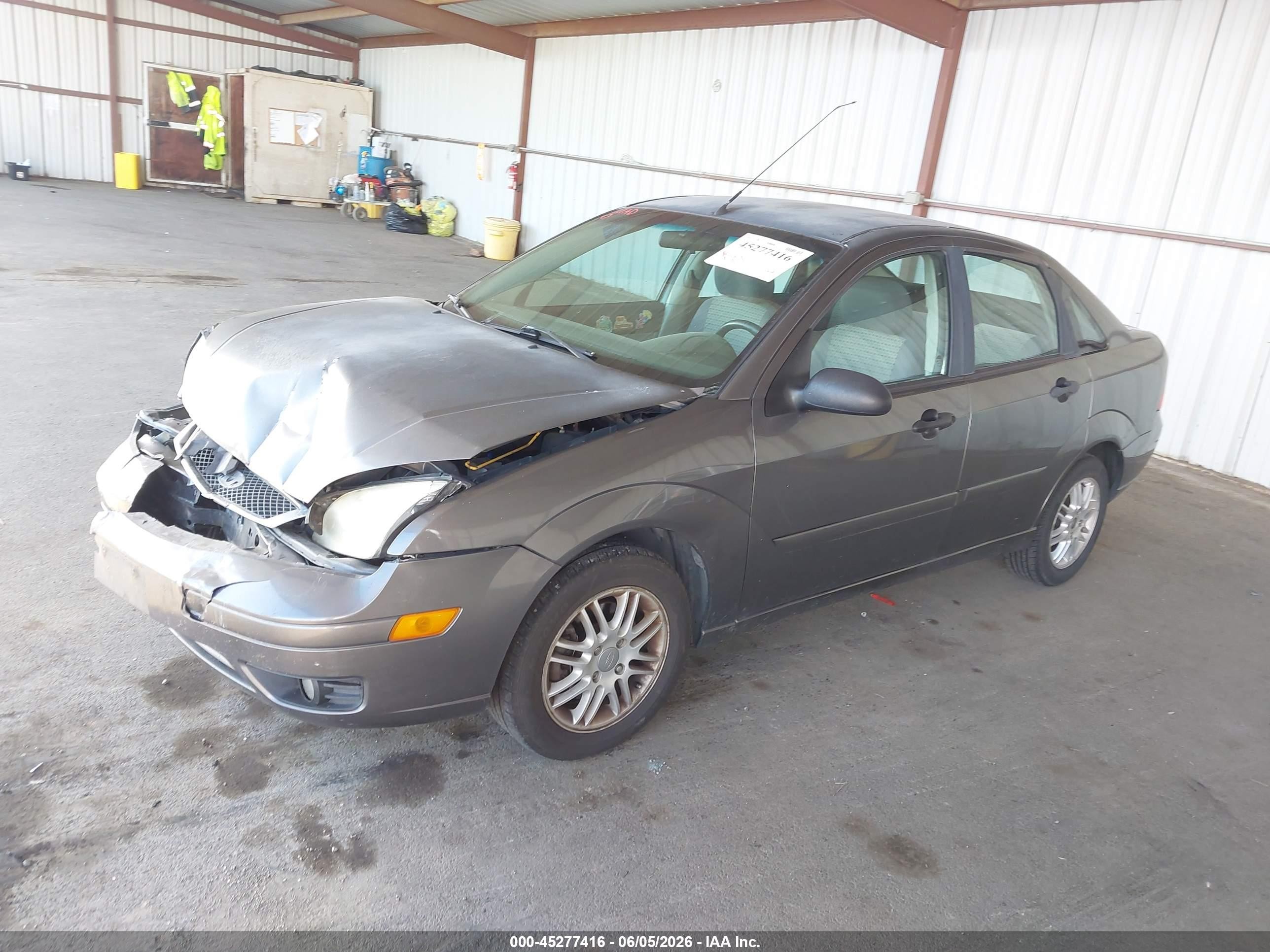 2007 Ford Focus S/se/ses Gray vin: 1FAFP34NX7W161630