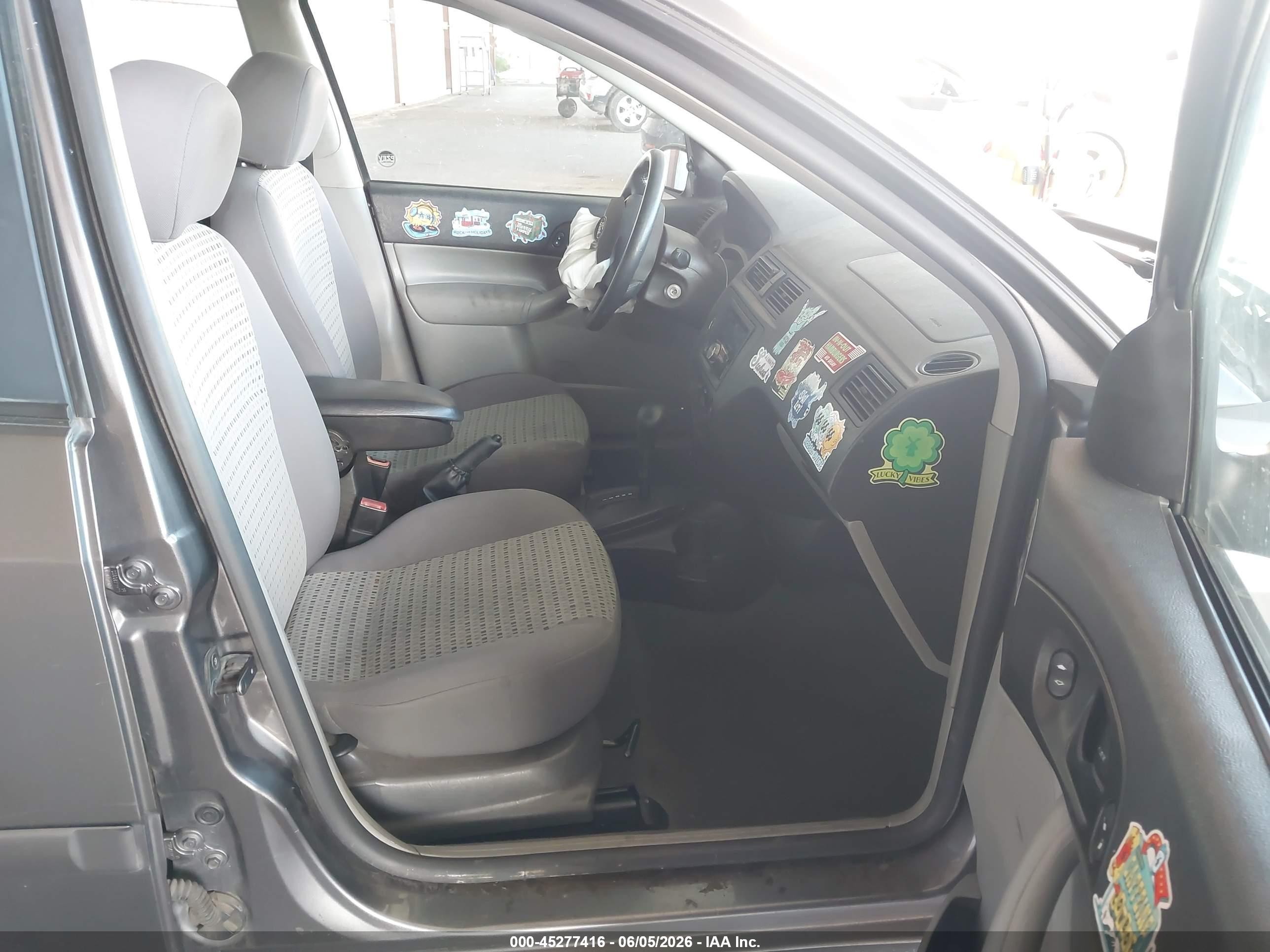 2007 Ford Focus S/se/ses Gray vin: 1FAFP34NX7W161630