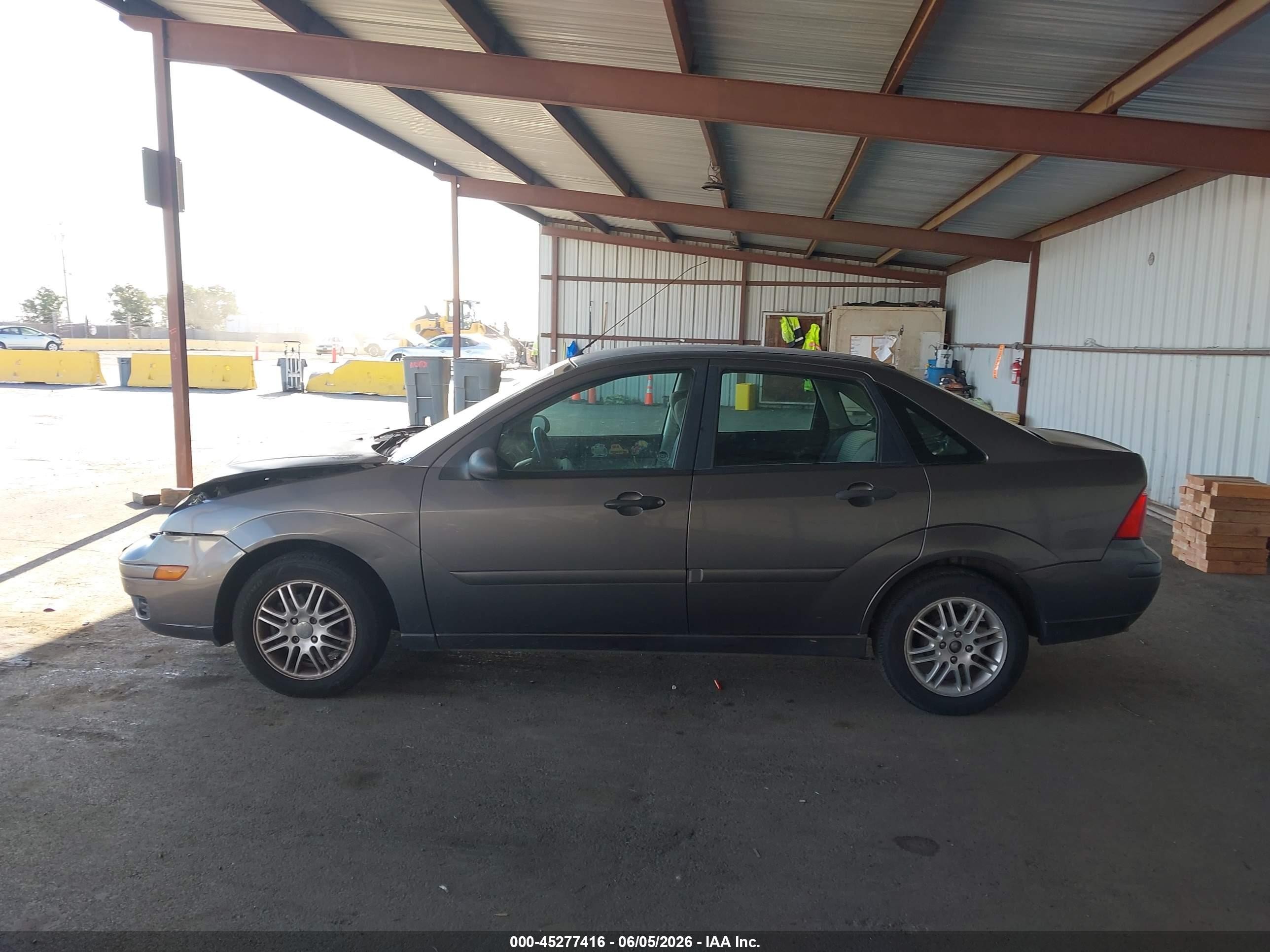 2007 Ford Focus S/se/ses Gray vin: 1FAFP34NX7W161630