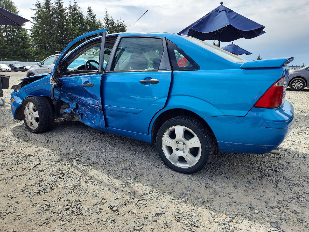 2007 Ford Focus Zx4 Blue vin: 1FAFP34NX7W235645
