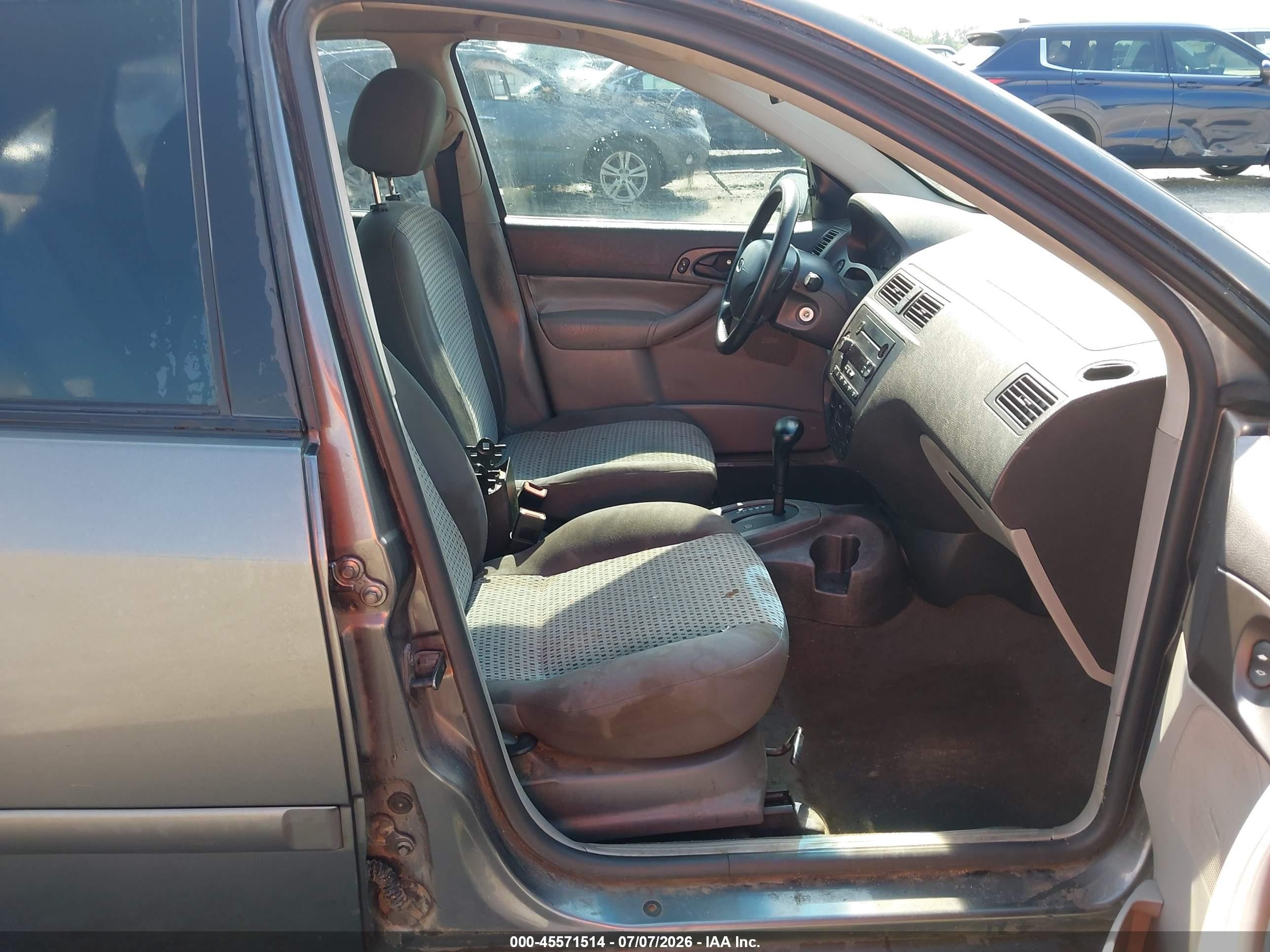 2007 Ford Focus S/se/ses Gray vin: 1FAFP34NX7W313485