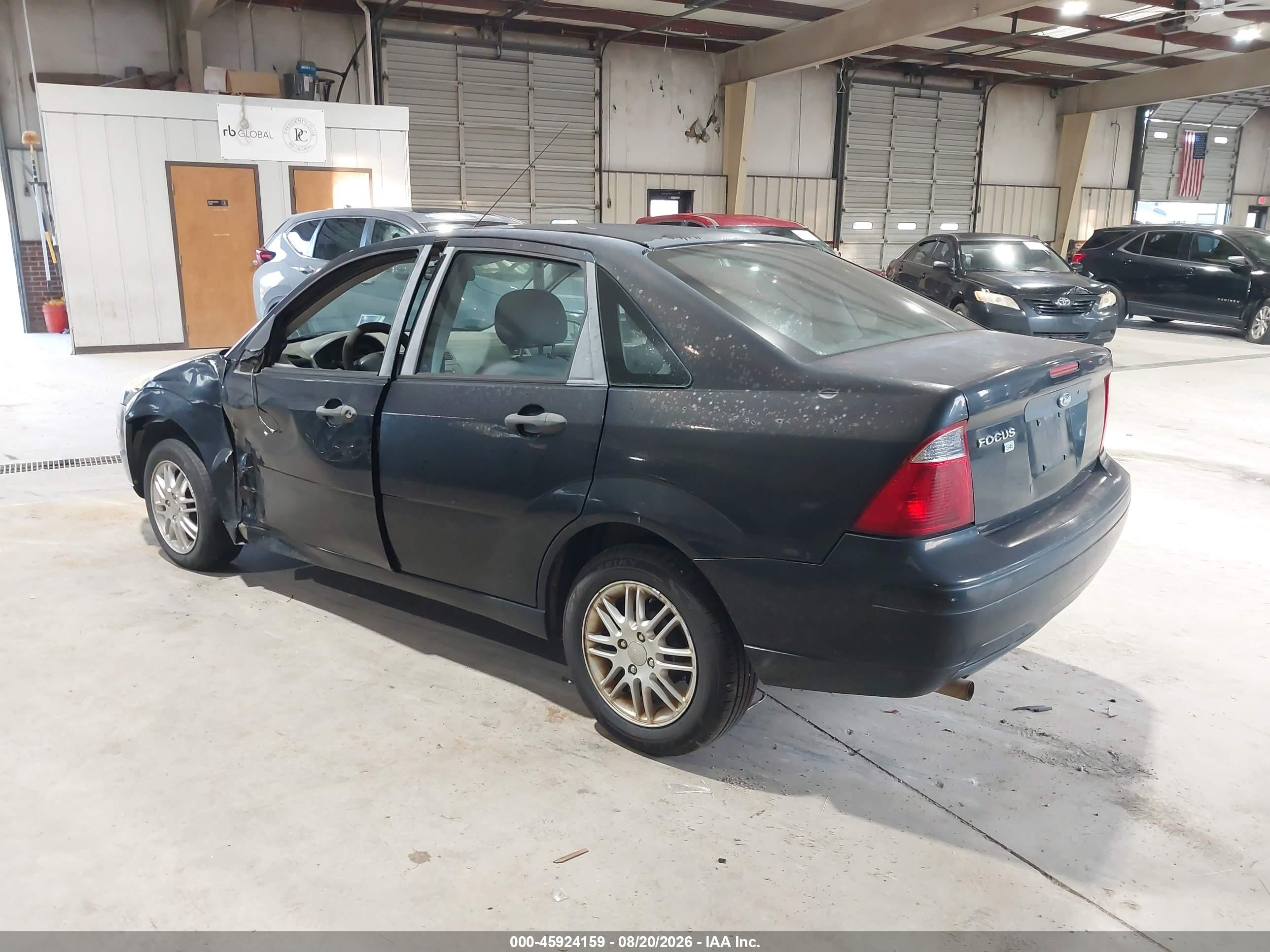 2007 Ford Focus S/se/ses Black vin: 1FAFP34NX7W356997