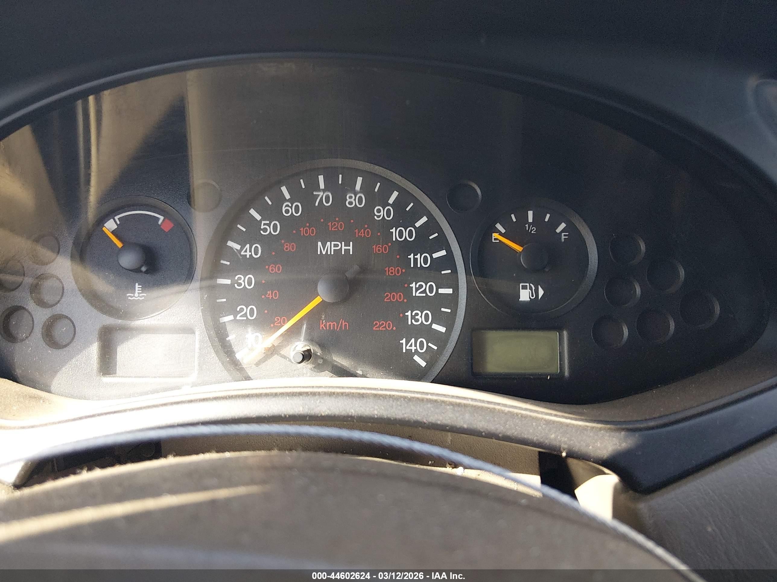 2001 Ford Focus Se Gold vin: 1FAFP34P01W370416