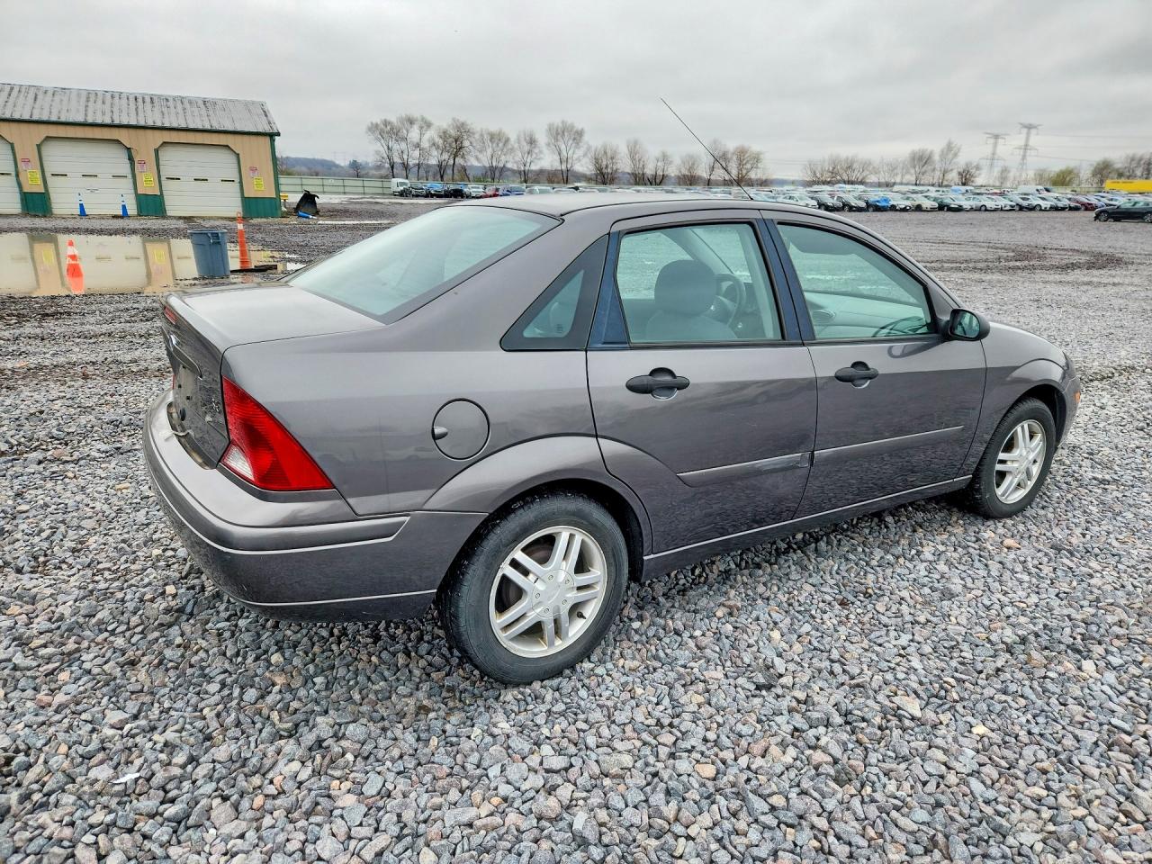 2002 Ford Focus Se Gray vin: 1FAFP34P32W357340