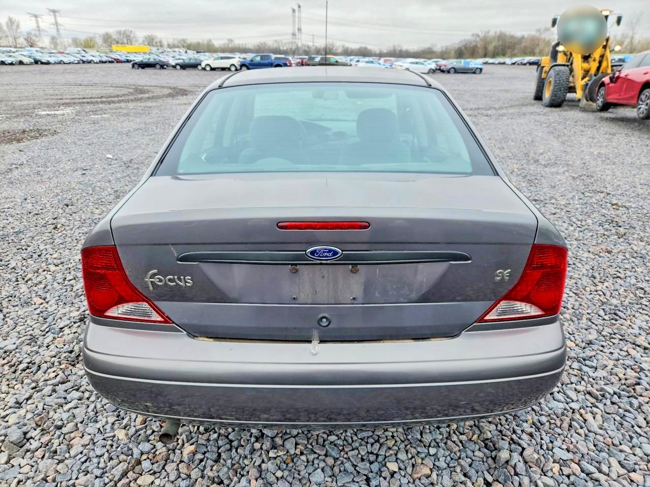 2002 Ford Focus Se Gray vin: 1FAFP34P32W357340