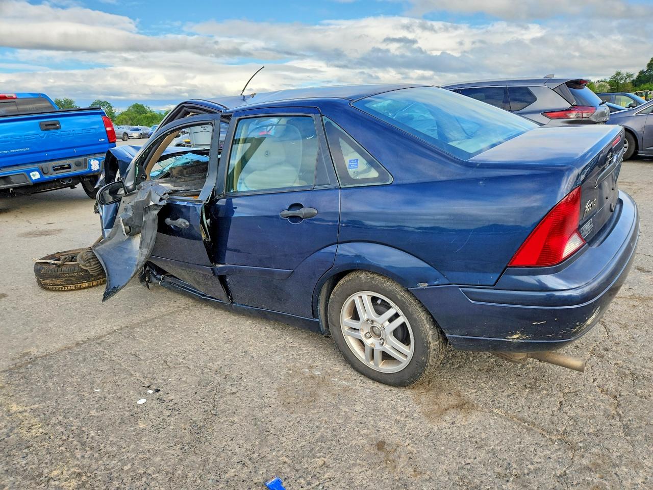 2003 Ford Focus Se Comfort Blue vin: 1FAFP34Z03W307188