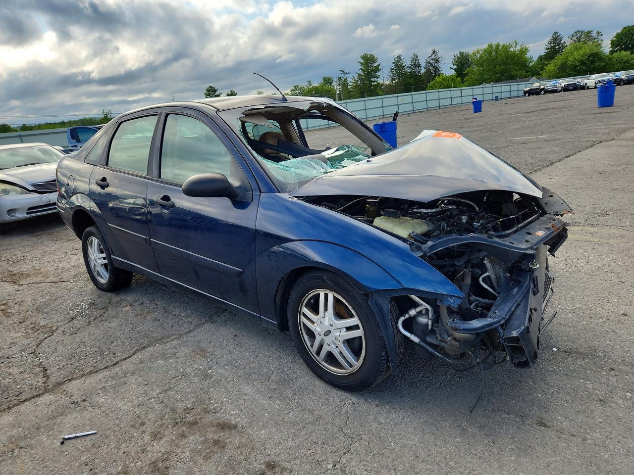 2003 Ford Focus Se Comfort Blue vin: 1FAFP34Z03W307188