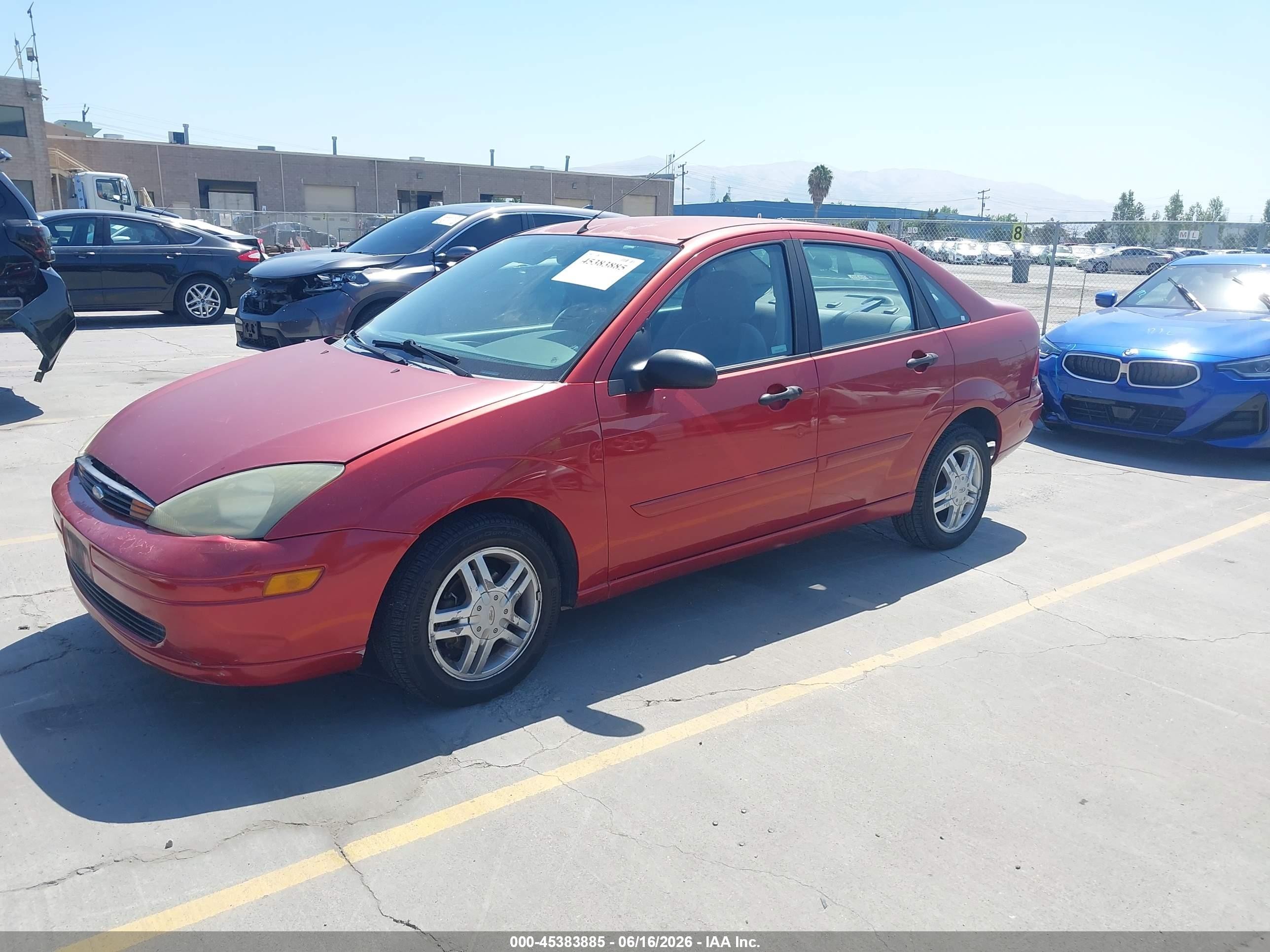 2004 Ford Focus Se Red vin: 1FAFP34Z44W164294