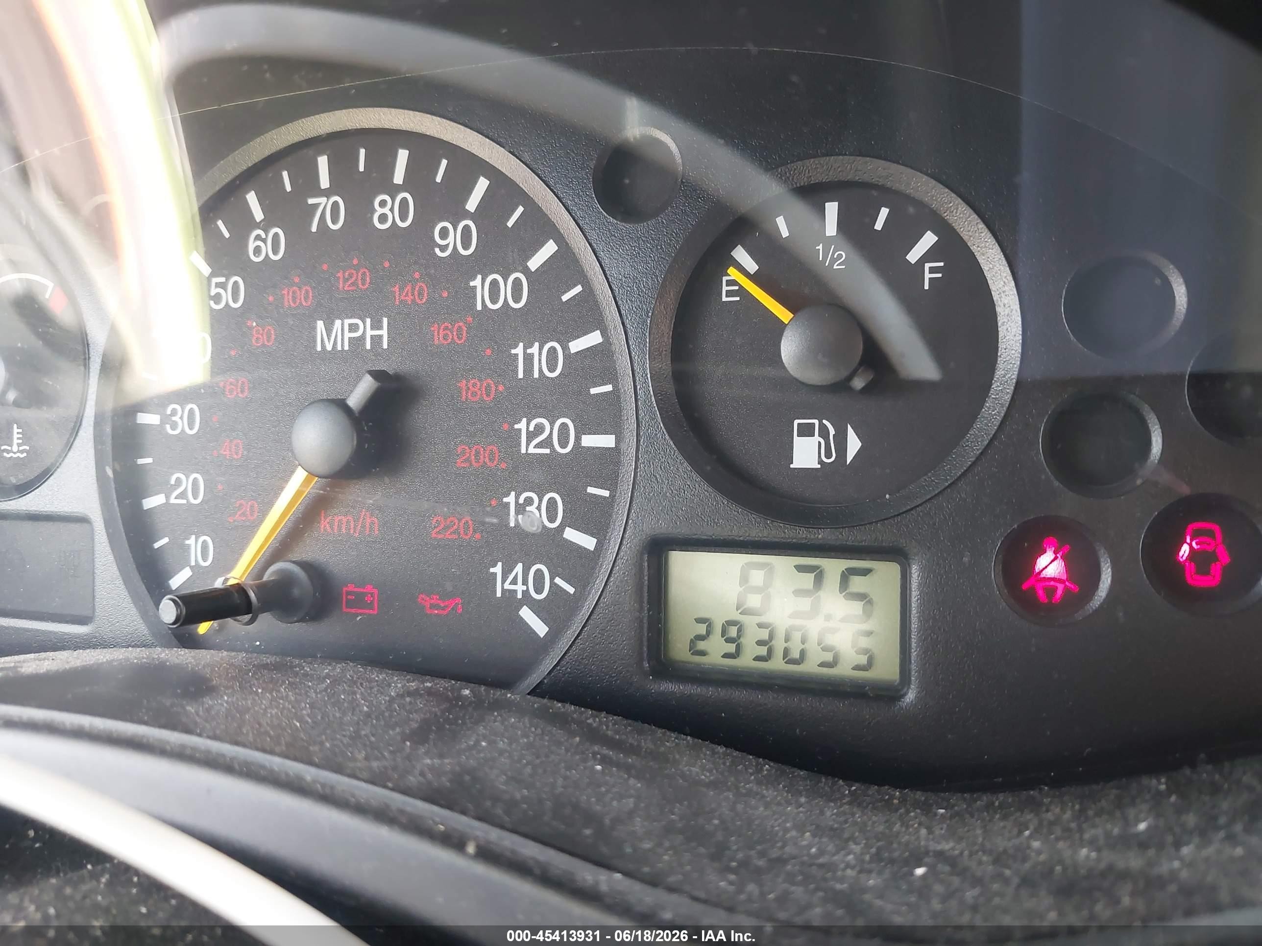 2004 Ford Focus Se Gray vin: 1FAFP34Z74W194860