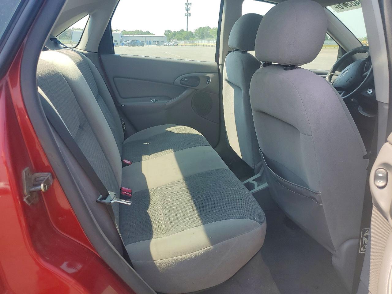 2003 Ford Focus Lx Red vin: 1FAFP34Z83W269158