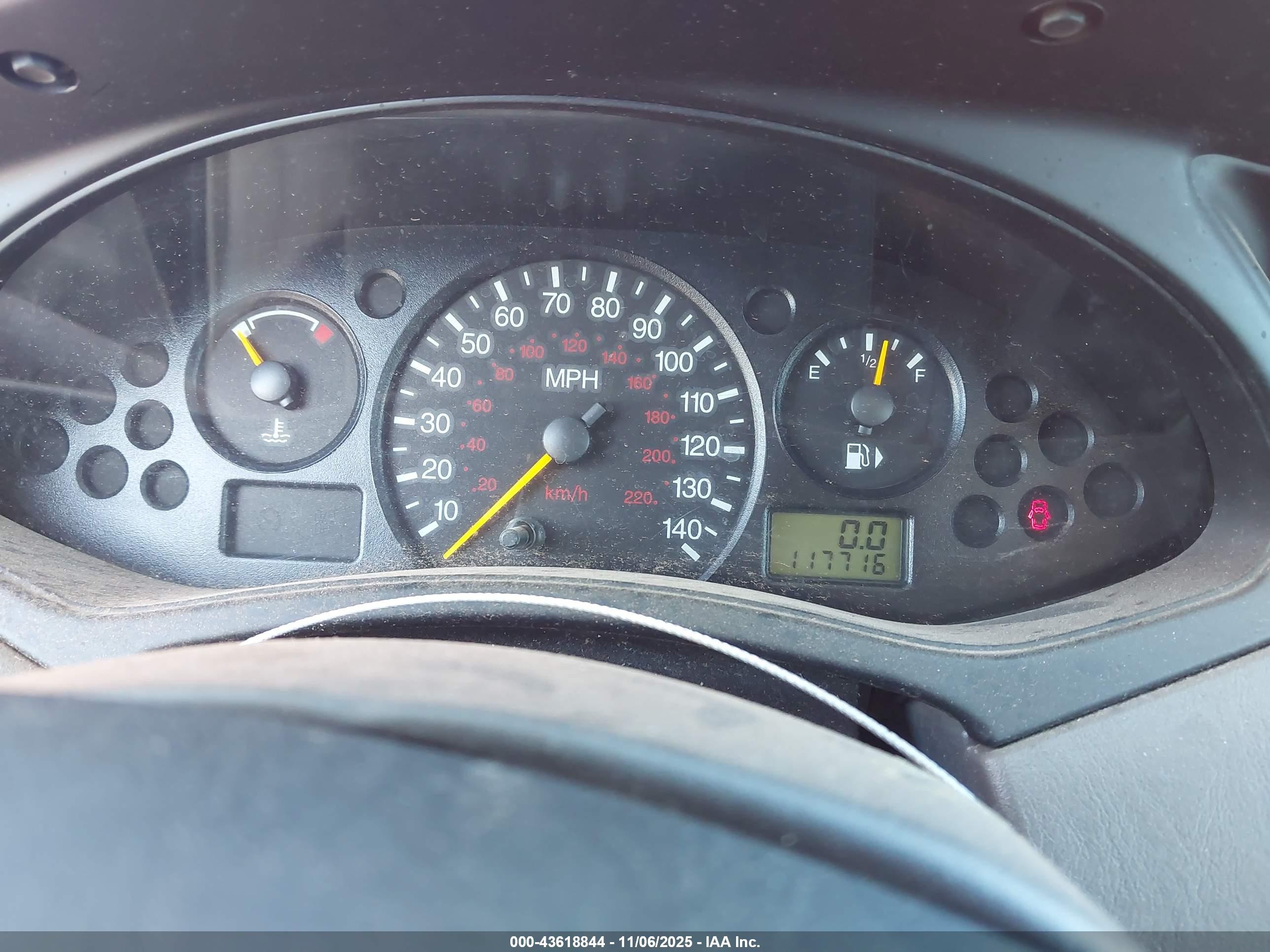 2004 Ford Focus Se Red vin: 1FAFP34ZX4W188065