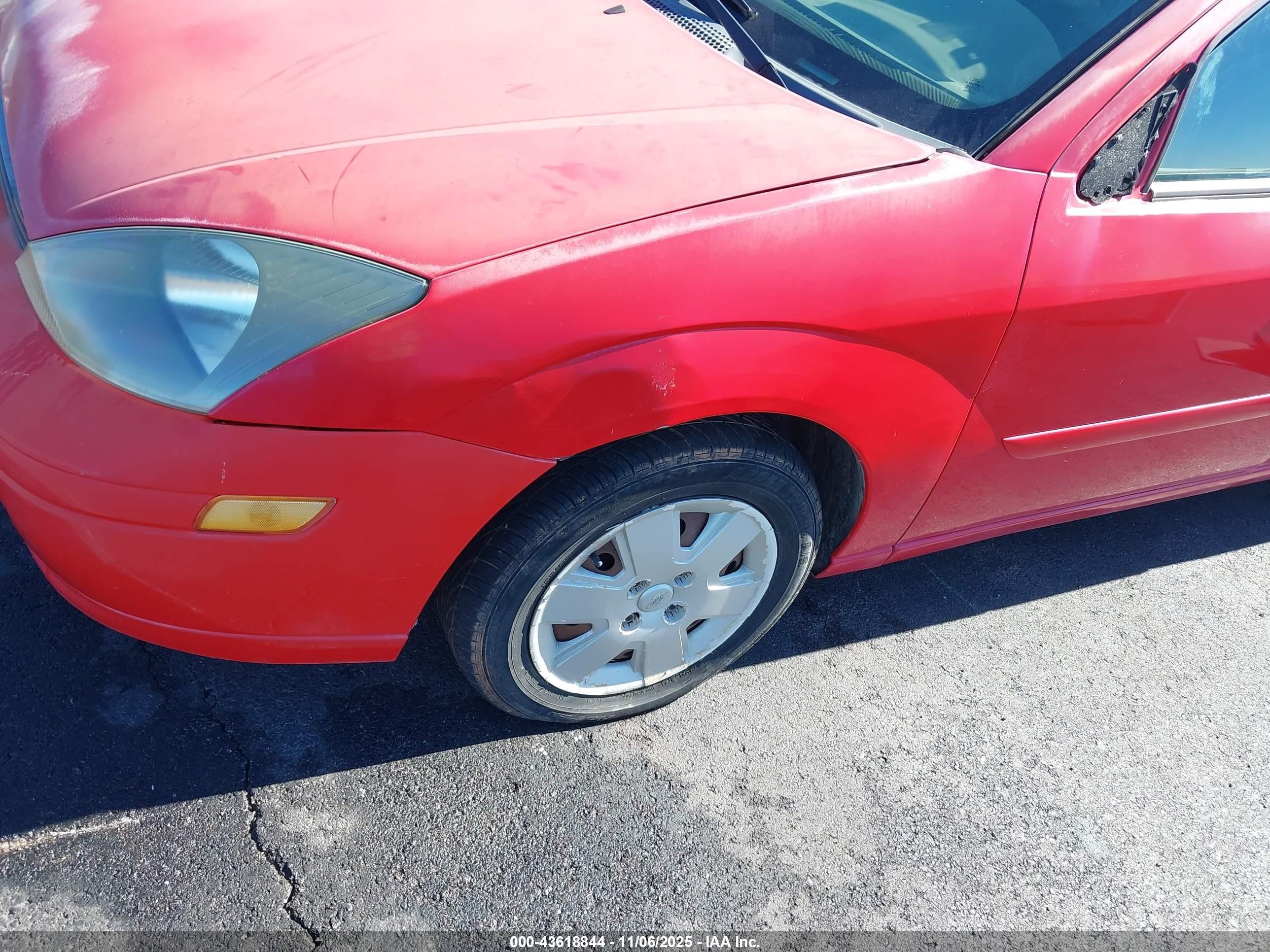 2004 Ford Focus Se Red vin: 1FAFP34ZX4W188065