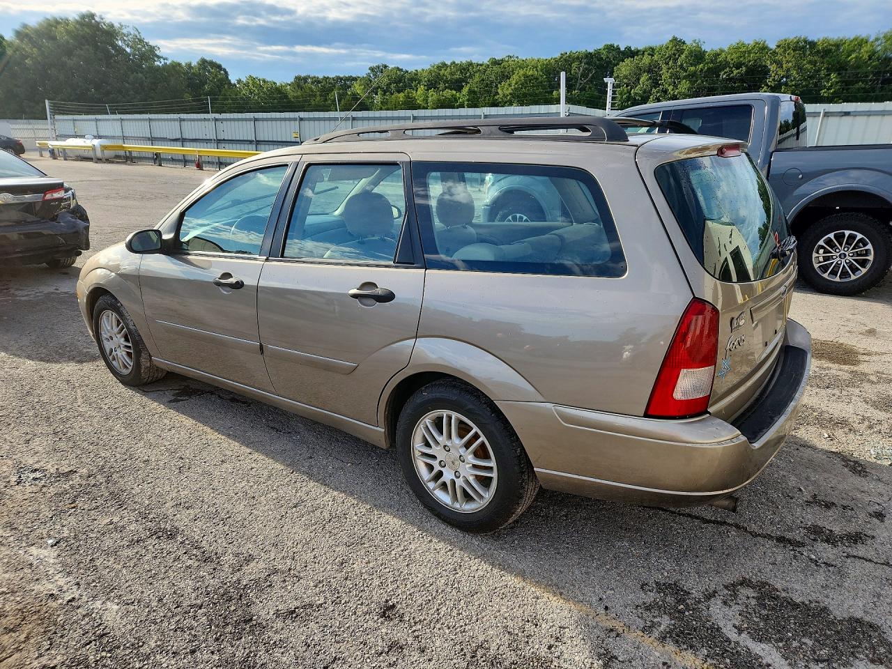 2004 Ford Focus Ztw Gold vin: 1FAFP35Z54W116561
