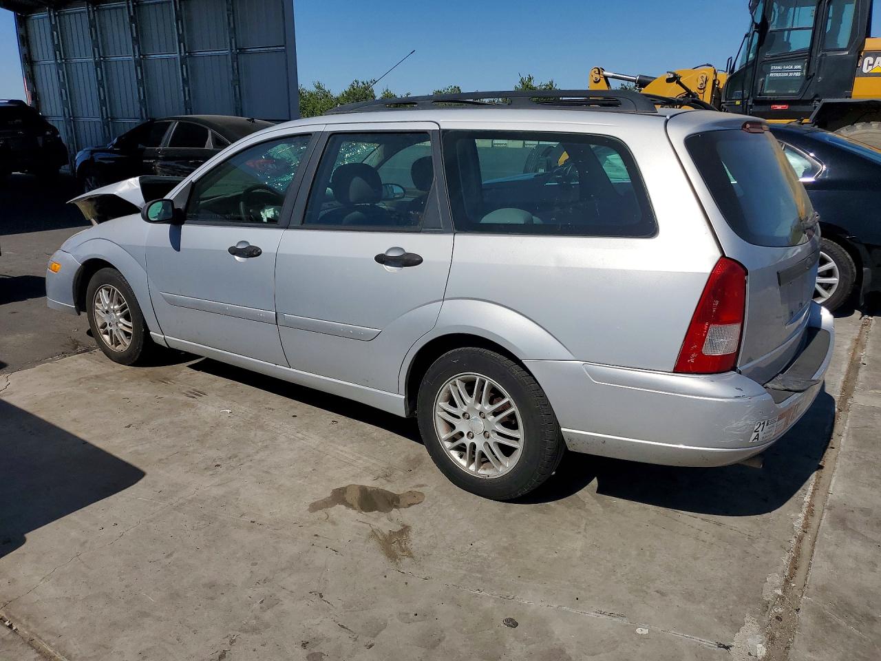 2002 Ford Focus Se Серебряный vin: 1FAFP36302W255875