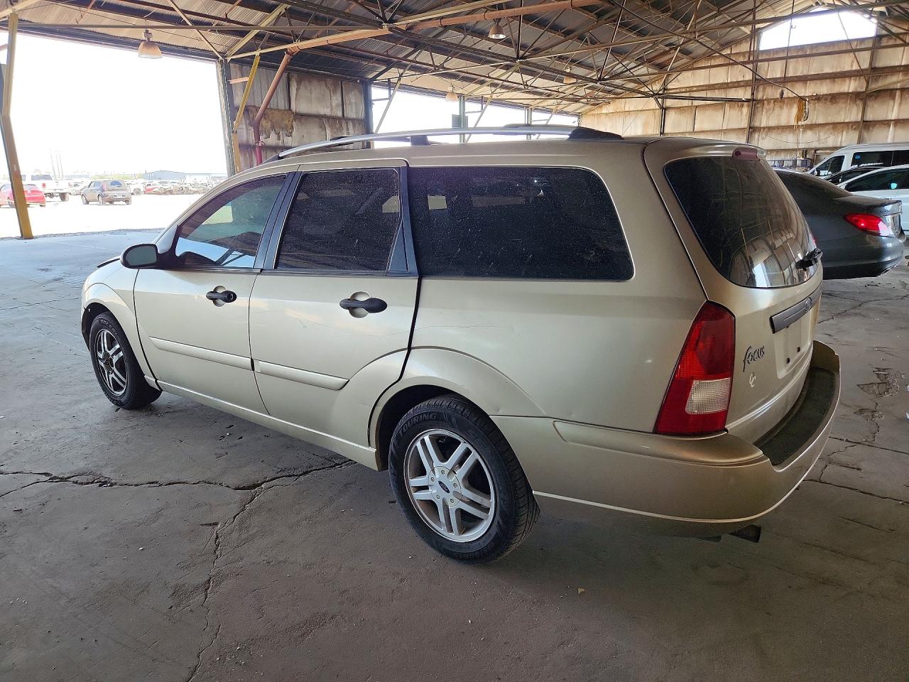 2000 Ford Focus Se Gold vin: 1FAFP3630YW229639