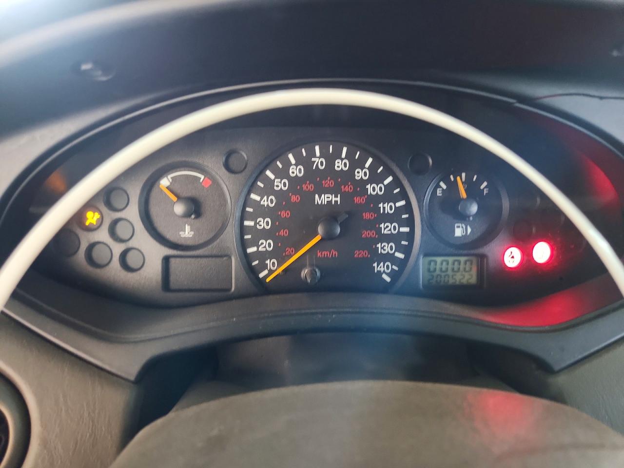 2000 Ford Focus Se Gold vin: 1FAFP3630YW229639