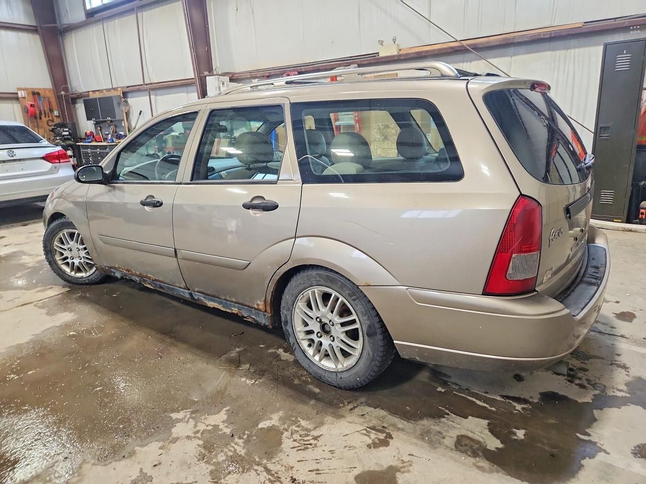 2003 Ford Focus Se Желто-коричневый vin: 1FAFP36313W310058