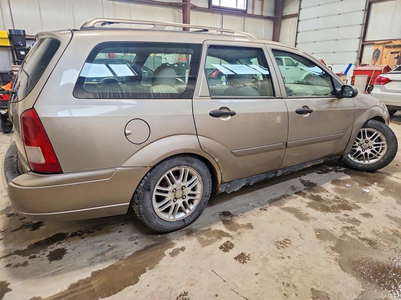 2003 Ford Focus Se Желто-коричневый vin: 1FAFP36313W310058