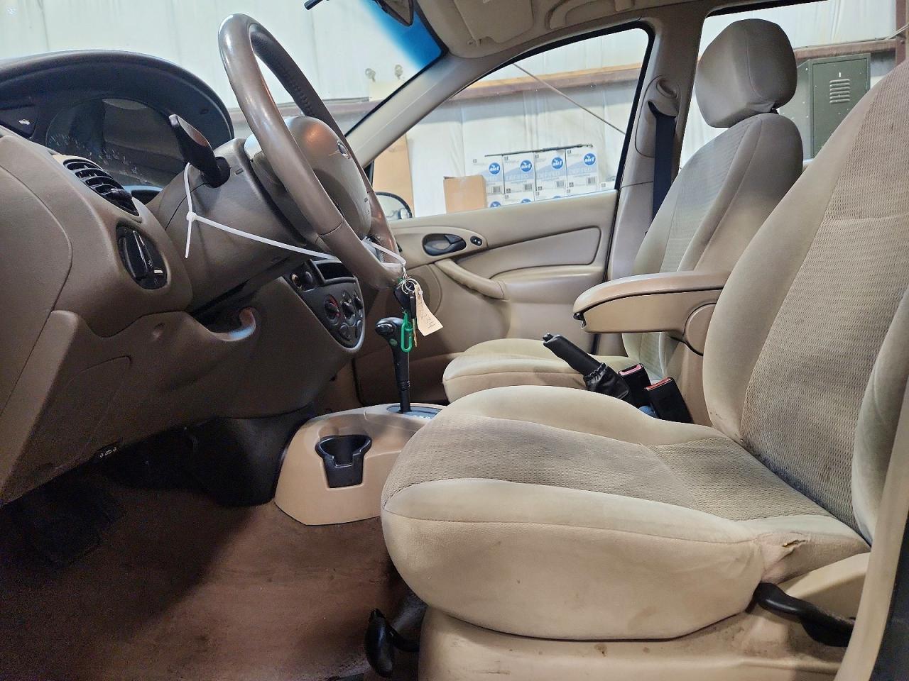 2003 Ford Focus Se Желто-коричневый vin: 1FAFP36313W310058