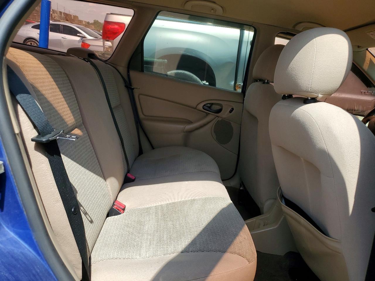2004 Ford Focus Se Blue vin: 1FAFP36314W188030