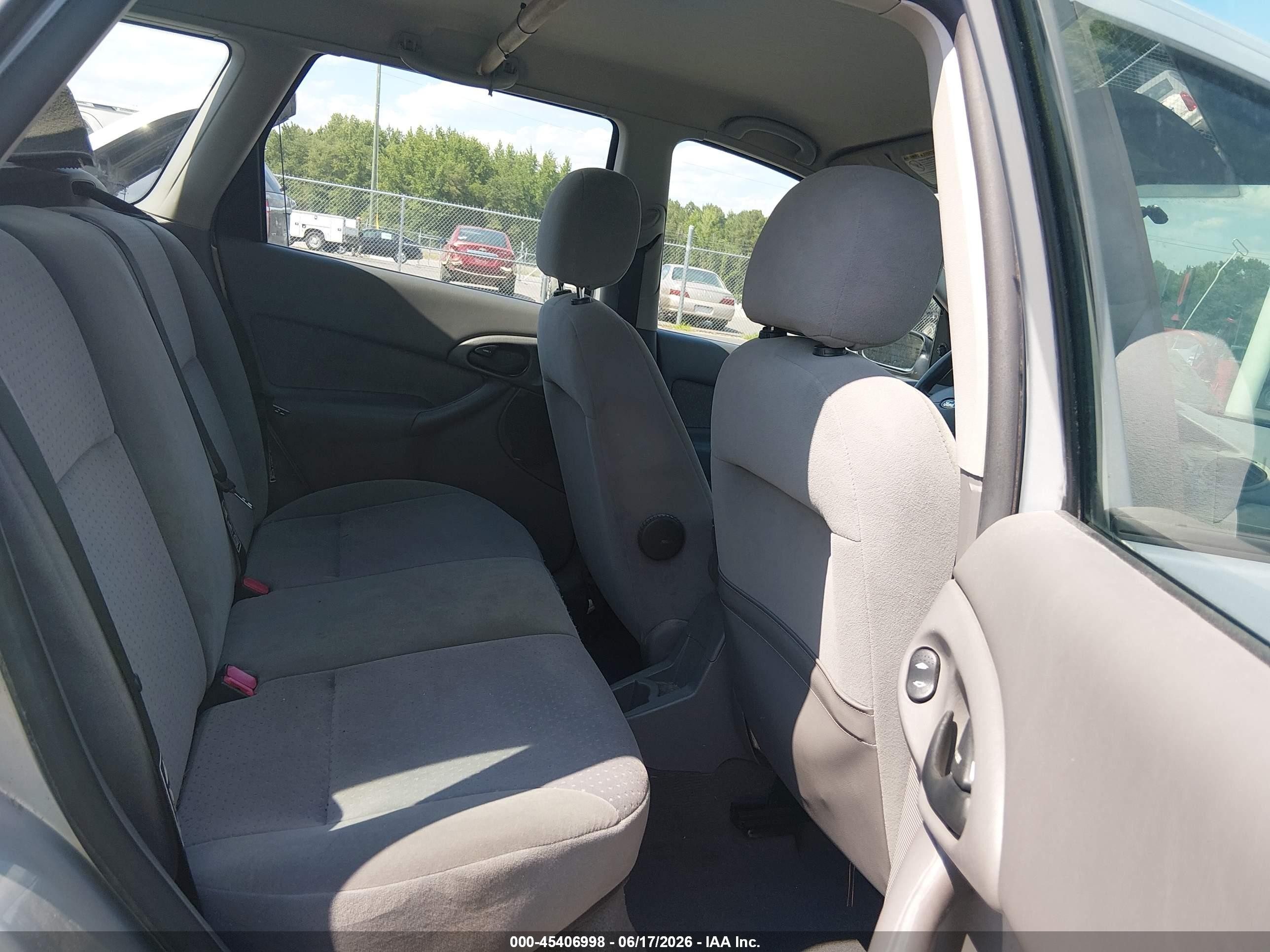 2003 Ford Focus Se/ztw Silver vin: 1FAFP36343W207751