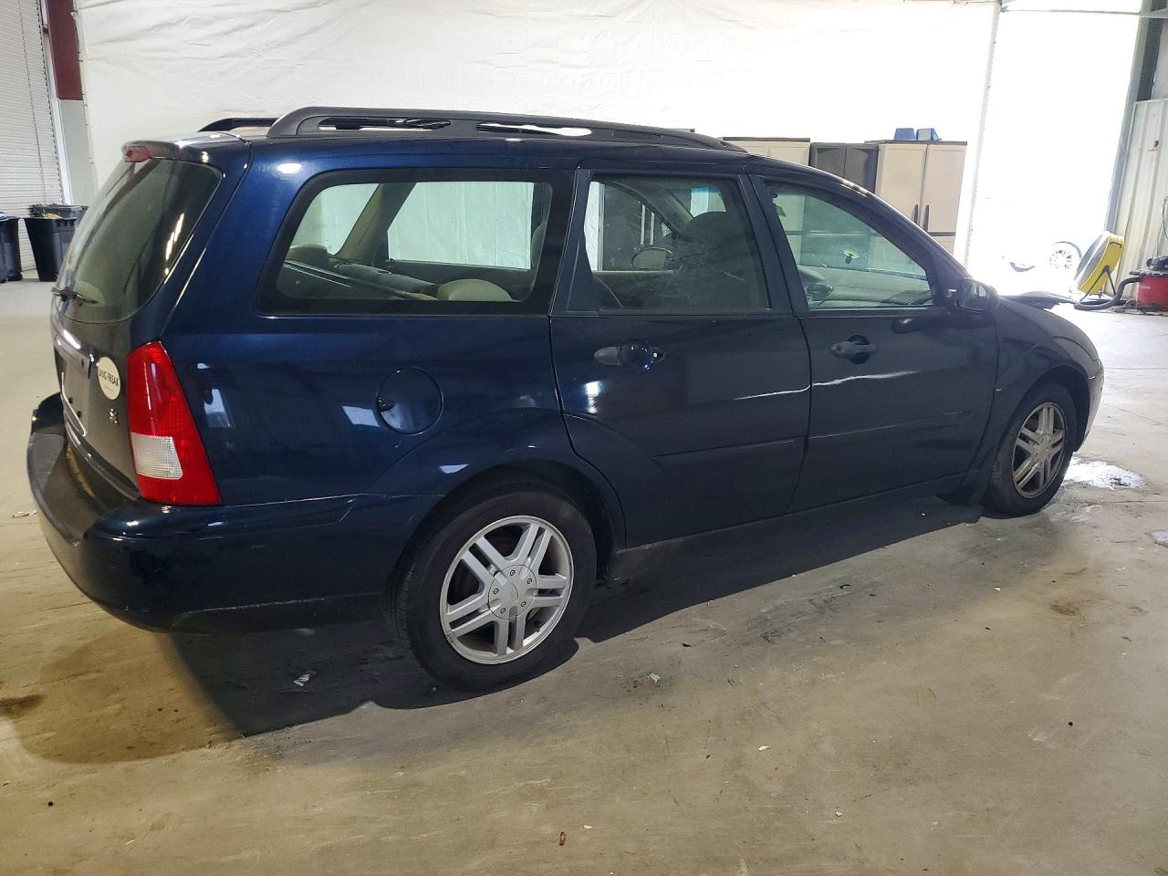 2001 Ford Focus Se Синий vin: 1FAFP36371W254303