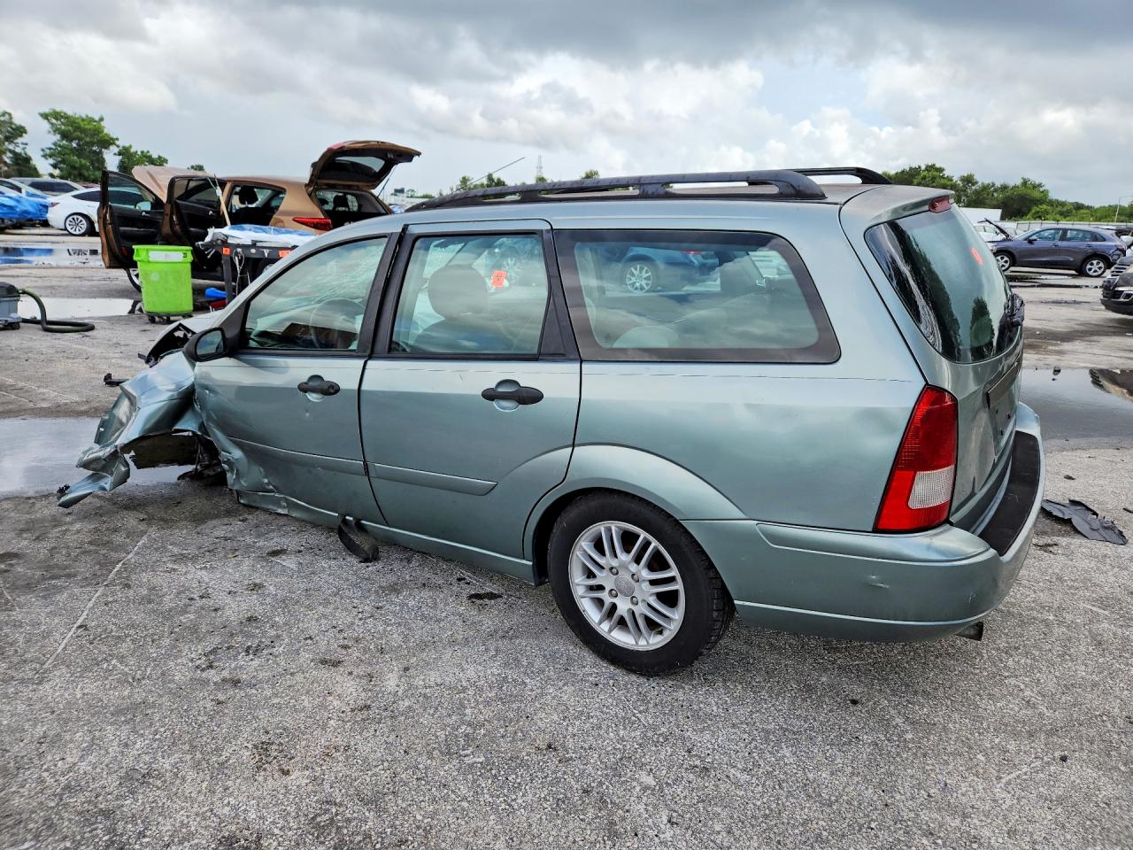 2003 Ford Focus Se Teal vin: 1FAFP36383W213942