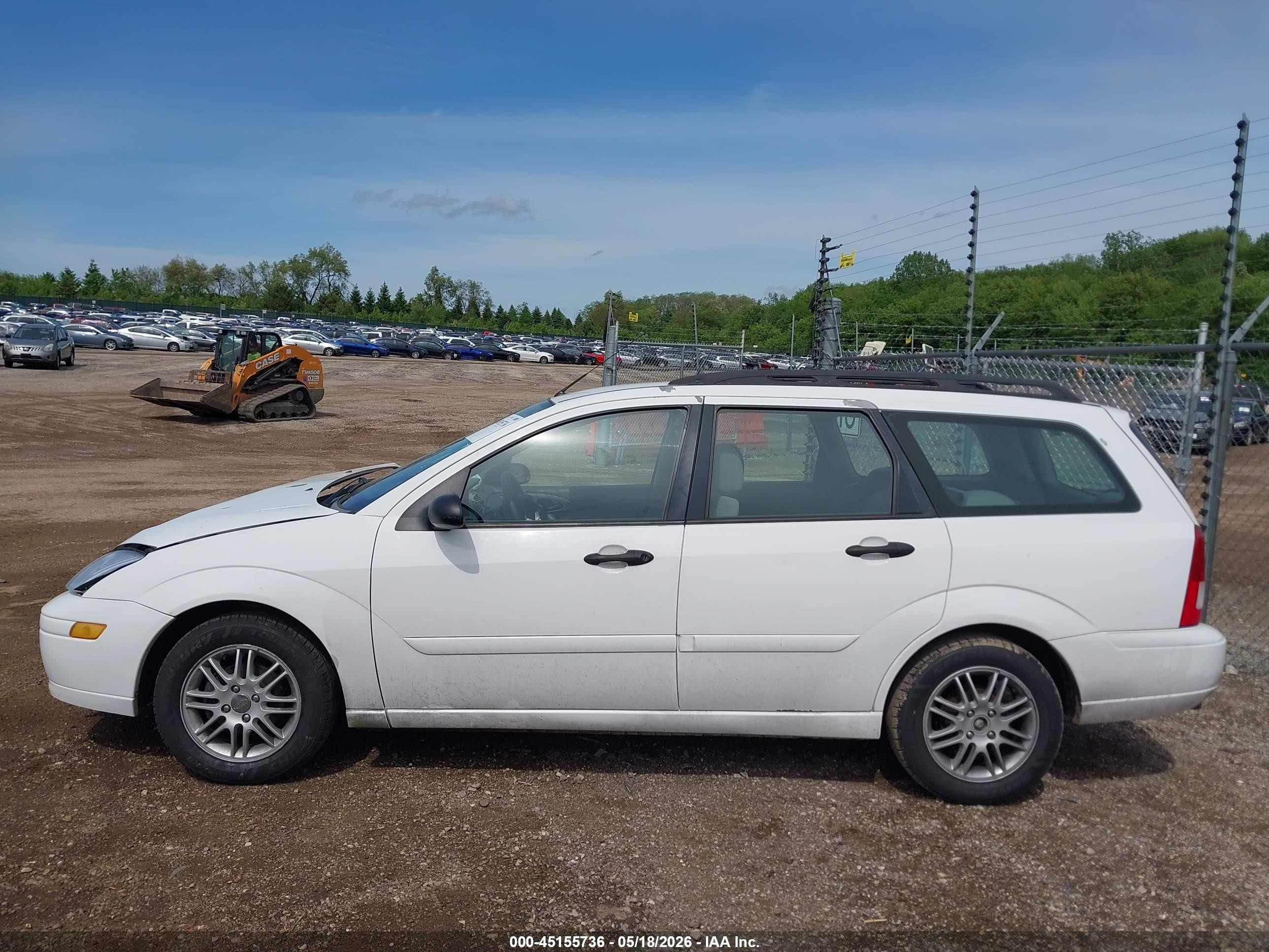 2003 Ford Focus Se/ztw White vin: 1FAFP36383W242230