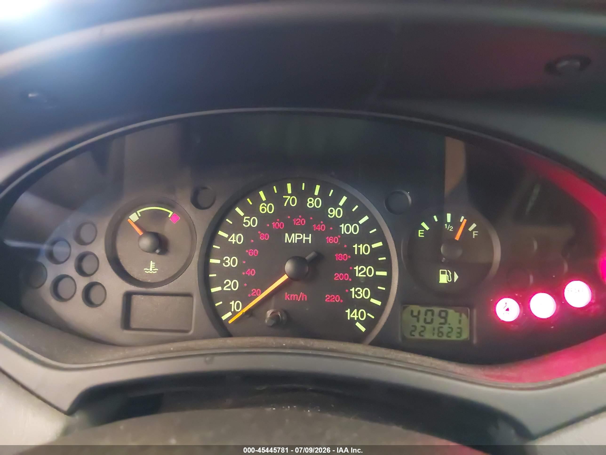 2000 Ford Focus Se Красный vin: 1FAFP3639YW206148