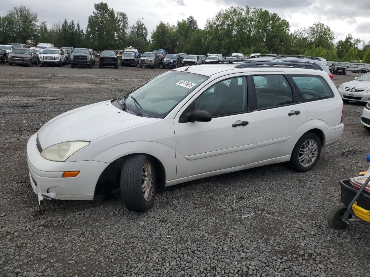2002 Ford Focus Se Белый vin: 1FAFP363X2W224939