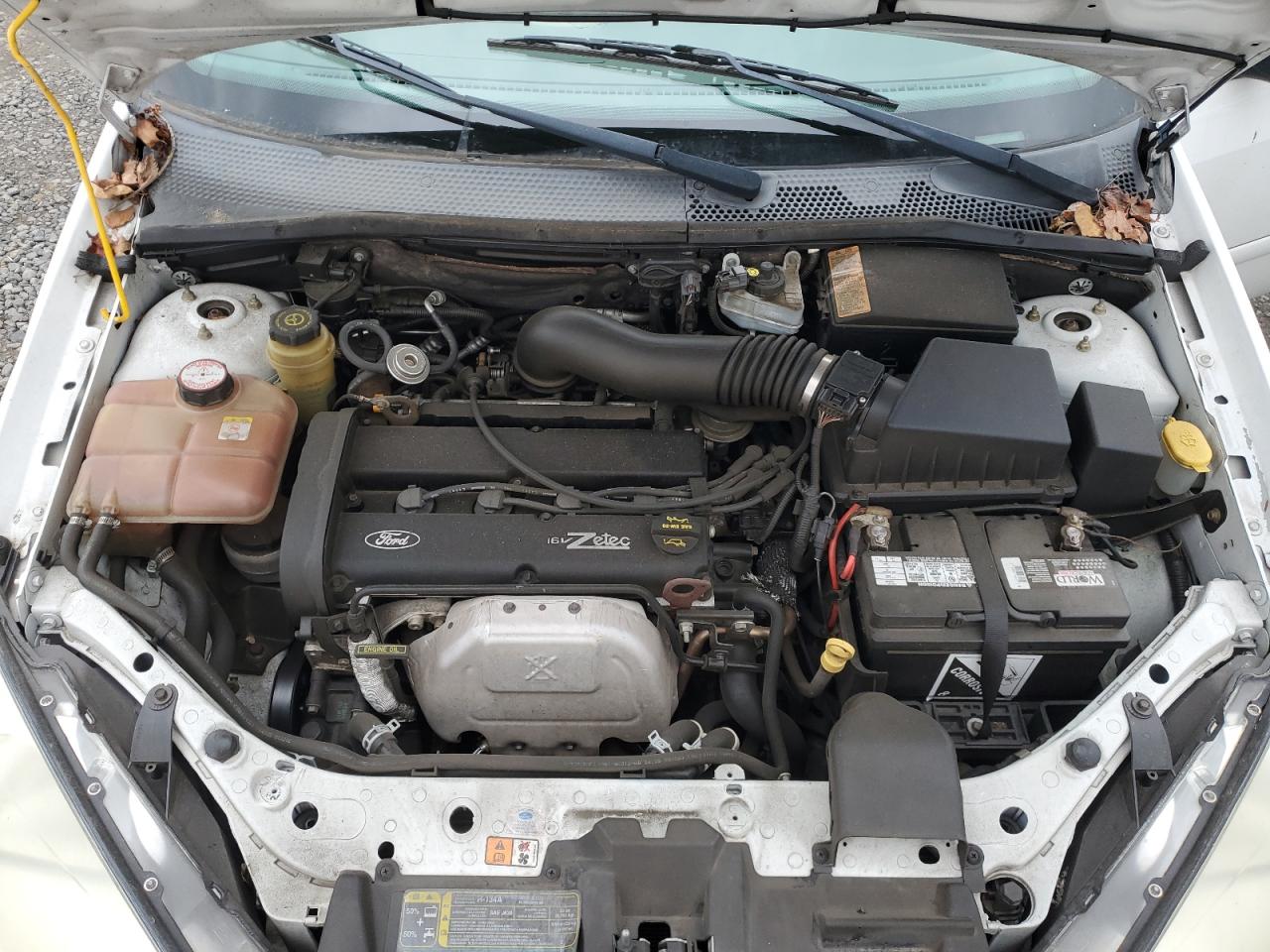2002 Ford Focus Se Белый vin: 1FAFP363X2W224939