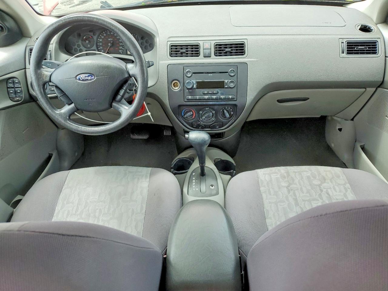 2005 Ford Focus Zxw Red vin: 1FAFP36N05W241173