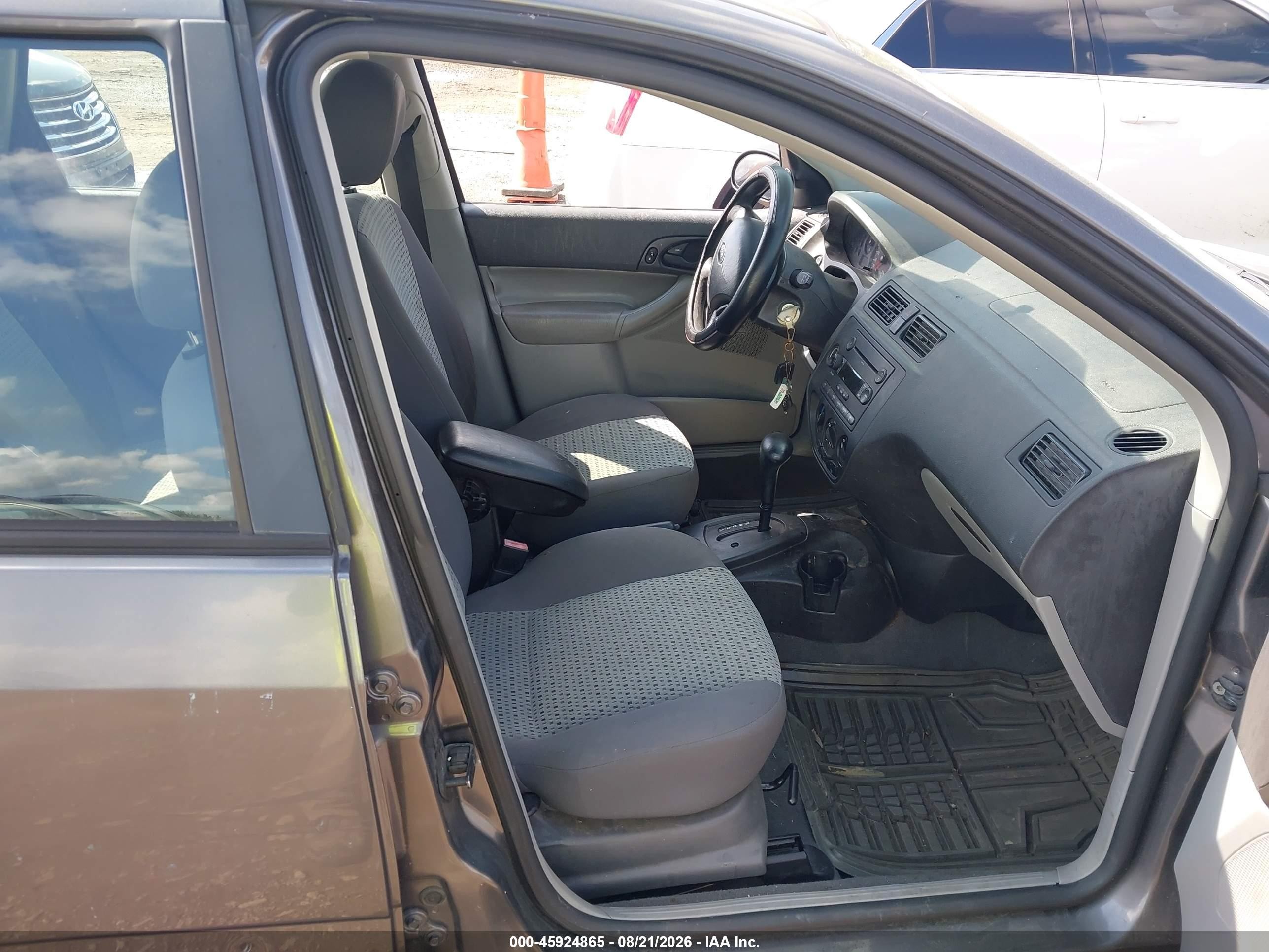 2006 Ford Focus Zxw Gray vin: 1FAFP36N06W167660