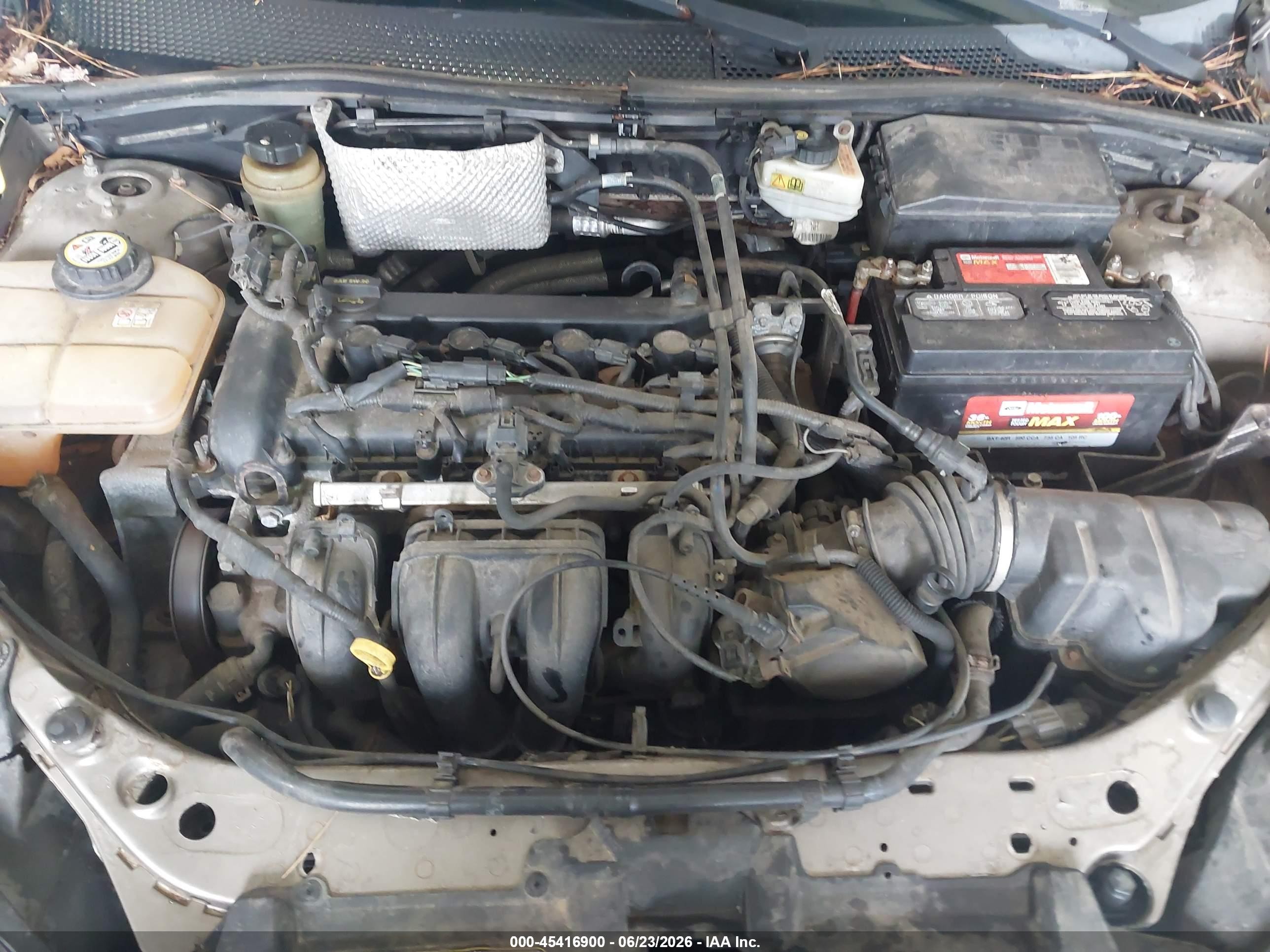 2005 Ford Focus Zxw Gold vin: 1FAFP36N35W240129
