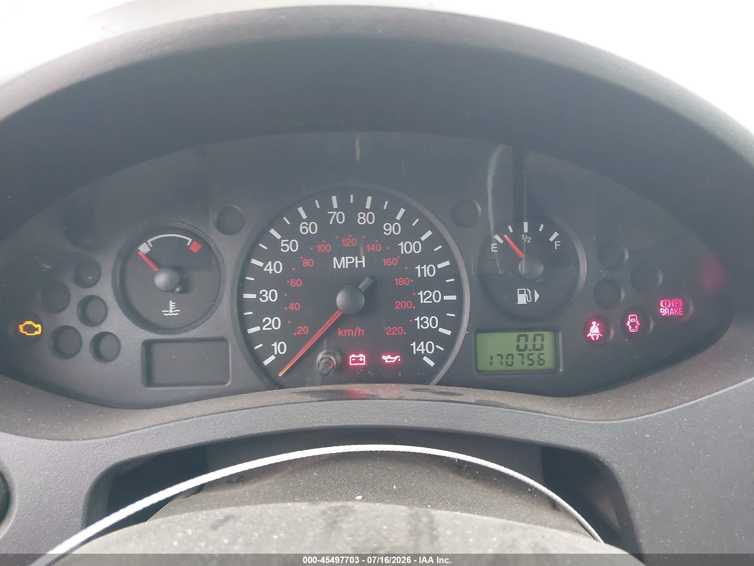 2007 Ford Focus Se/ses White vin: 1FAFP36N47W224296