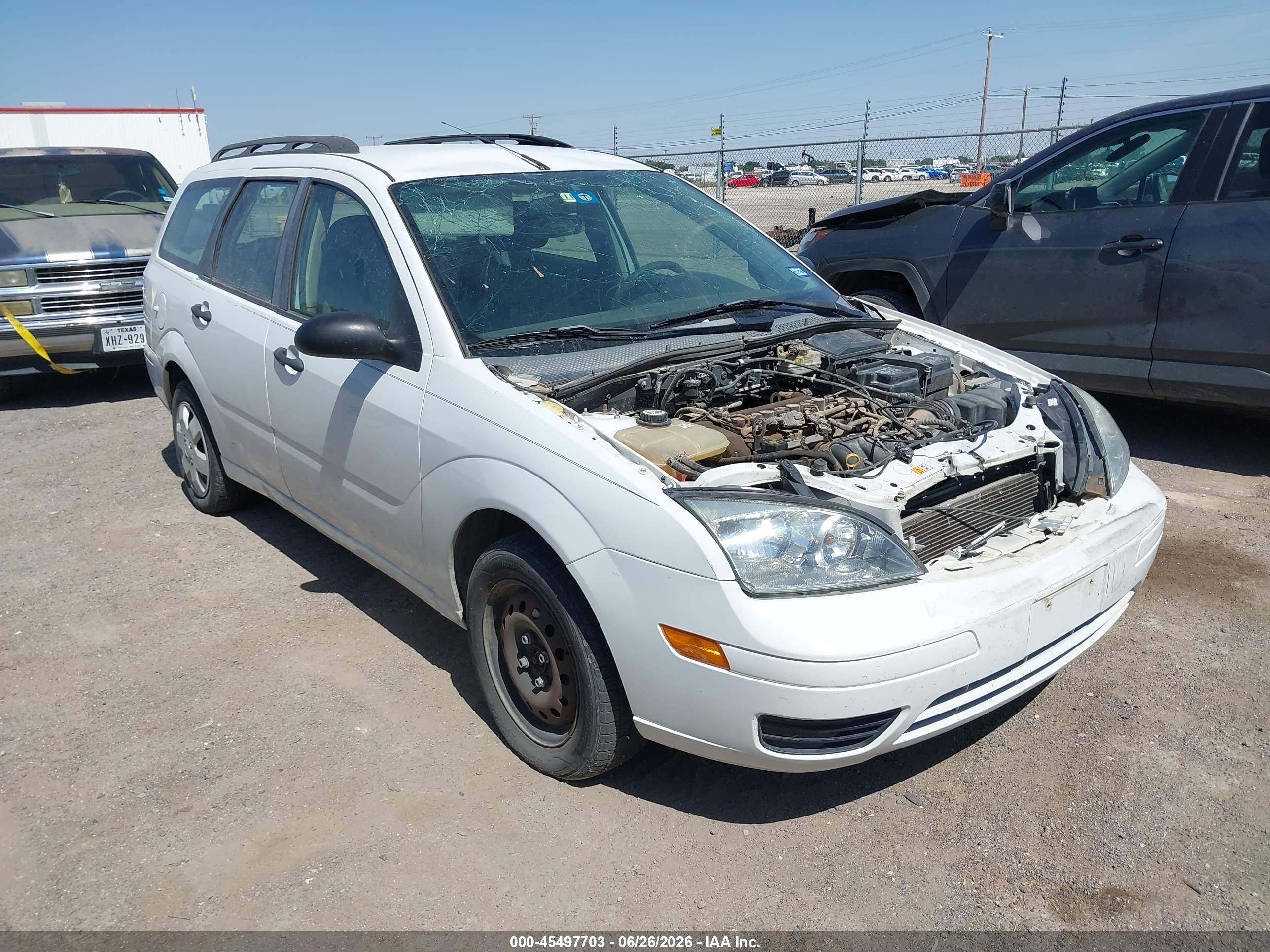 2007 Ford Focus Se/ses White vin: 1FAFP36N47W224296