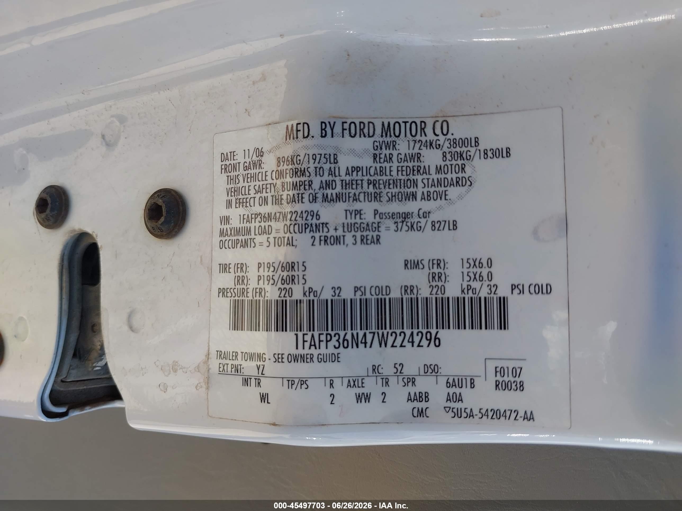 2007 Ford Focus Se/ses White vin: 1FAFP36N47W224296