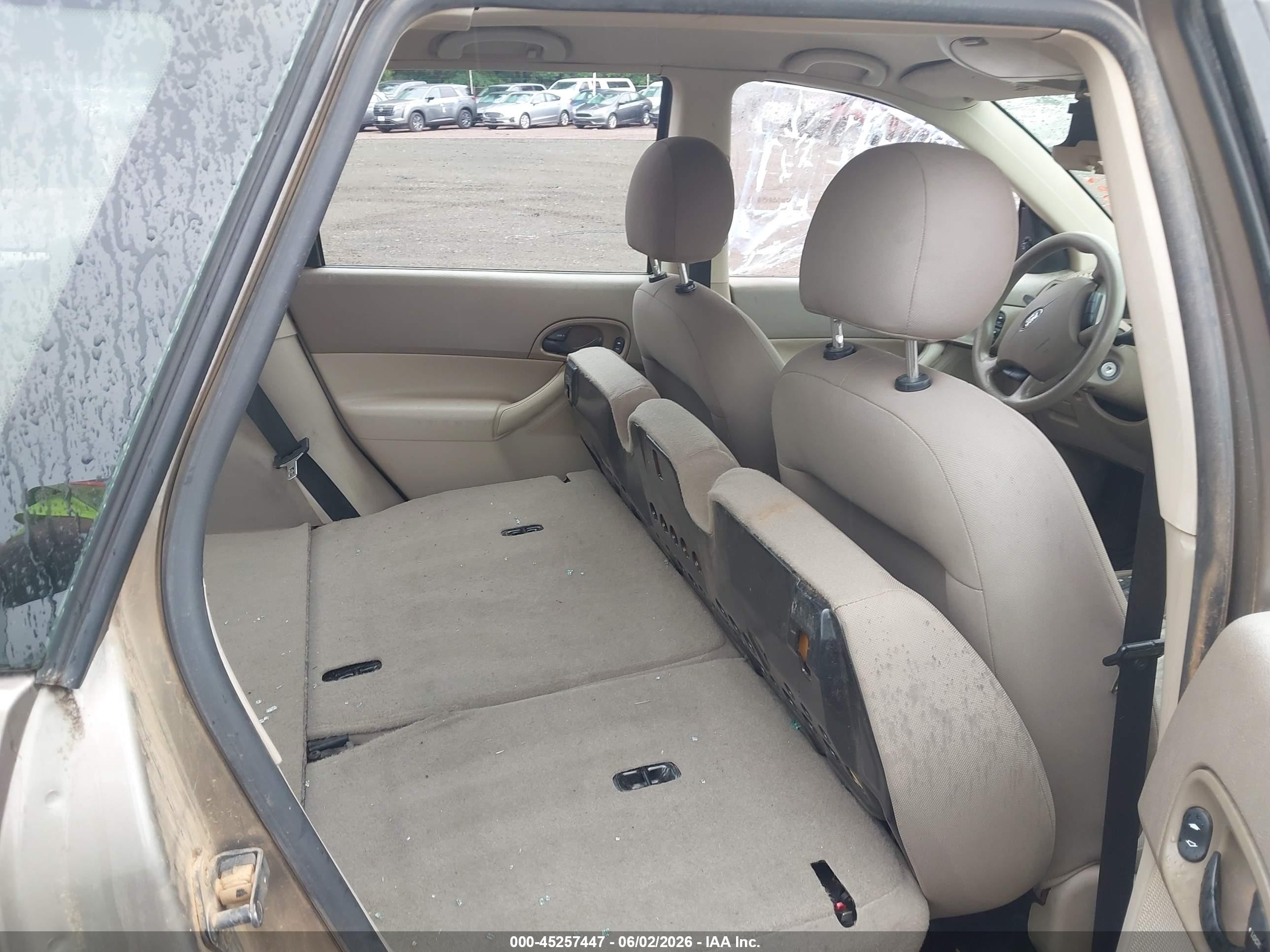 2005 Ford Focus Zxw Gray vin: 1FAFP36N55W302002