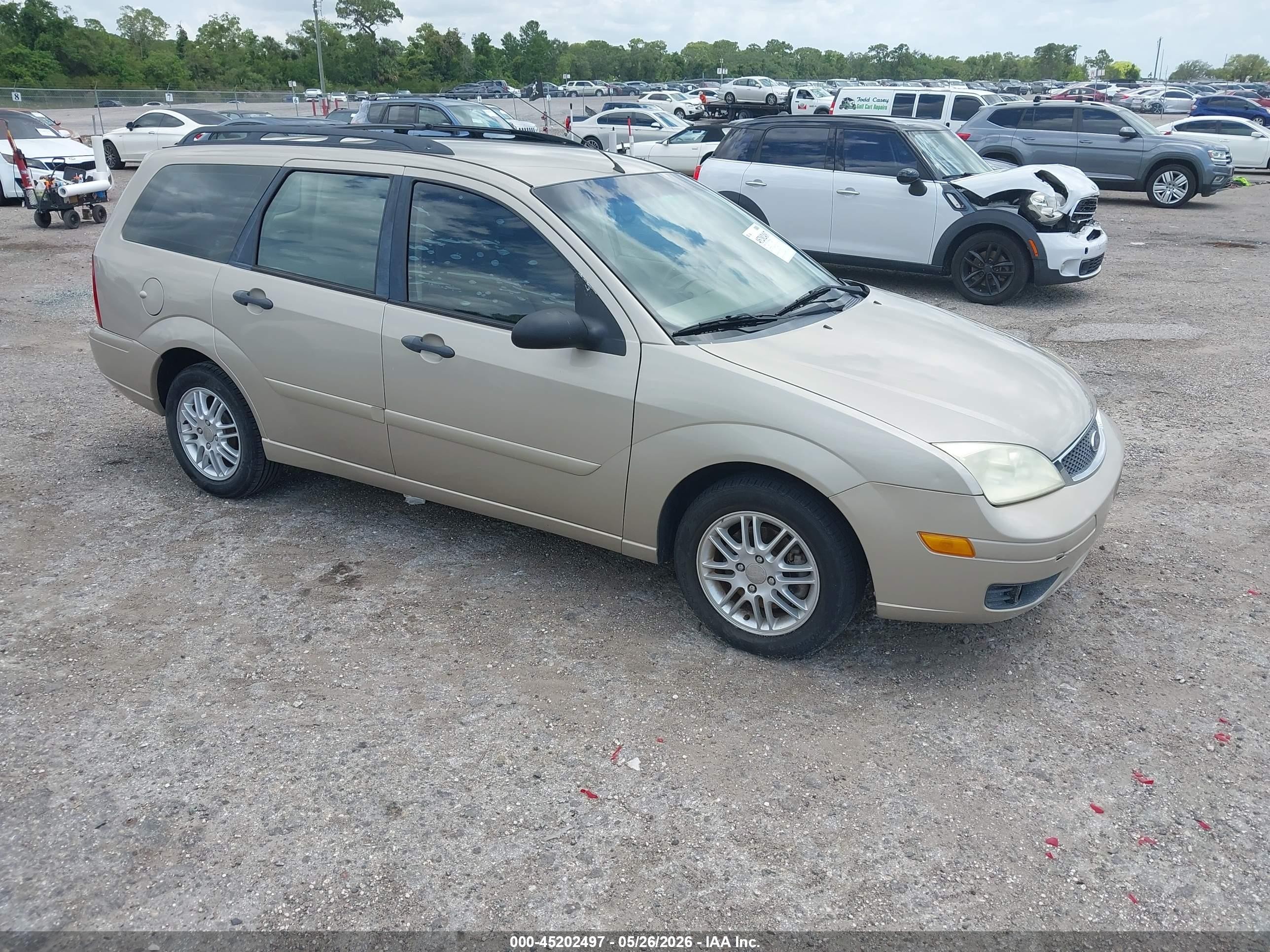 2007 Ford Focus Se/ses Beige vin: 1FAFP36N57W117757