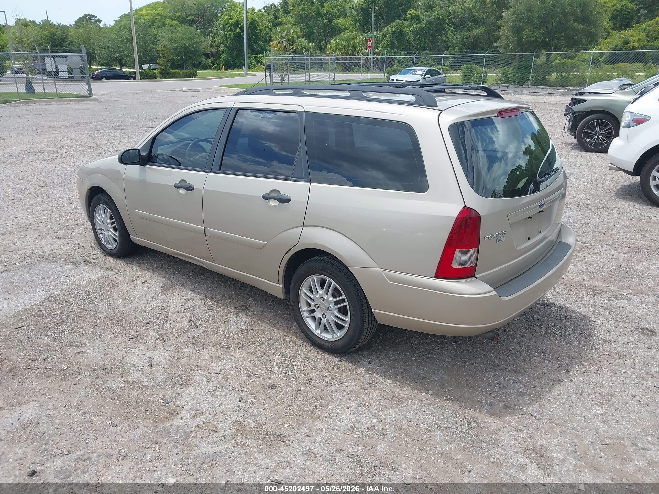 2007 Ford Focus Se/ses Beige vin: 1FAFP36N57W117757
